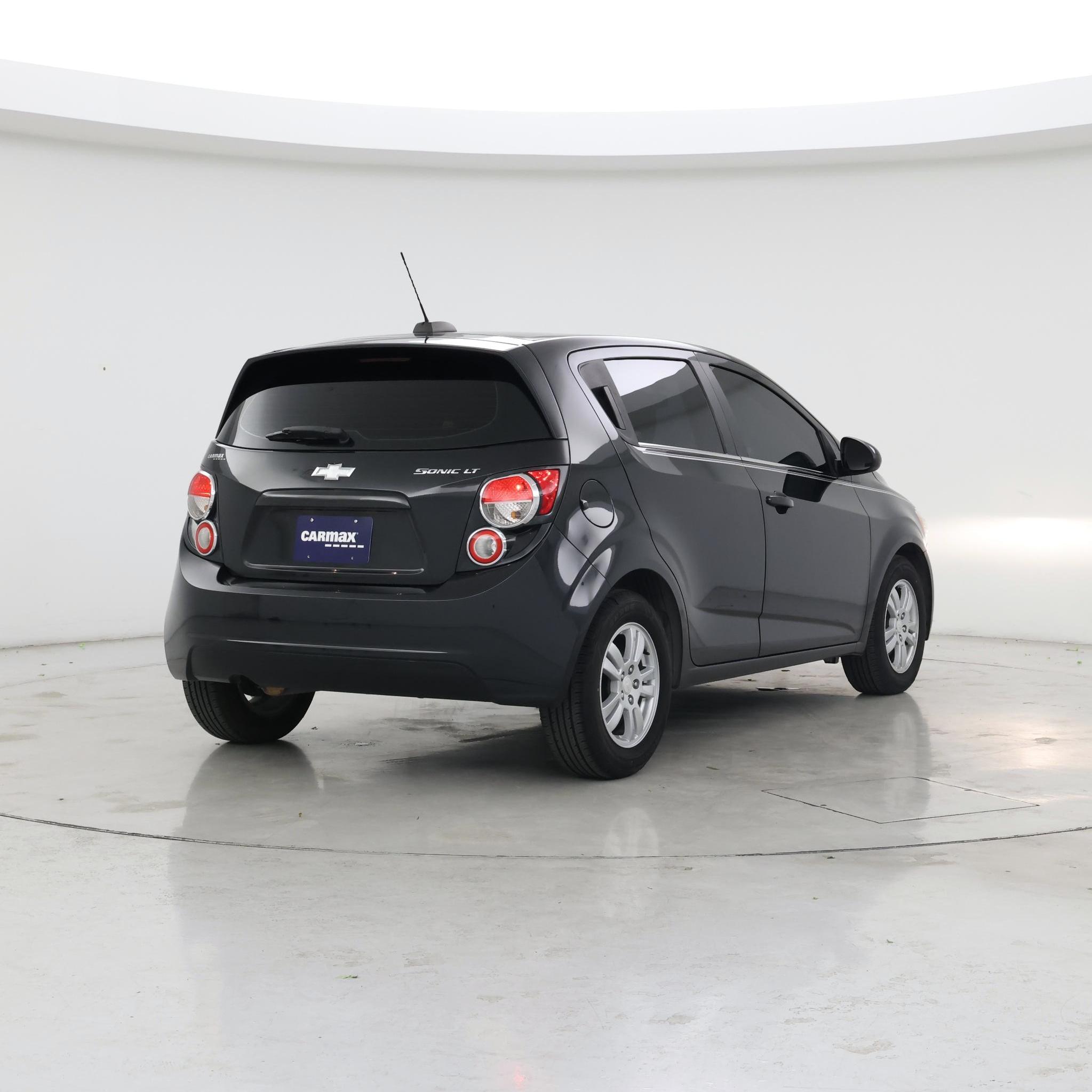 Thumbnail: 2015 Chevrolet Sonic - 8