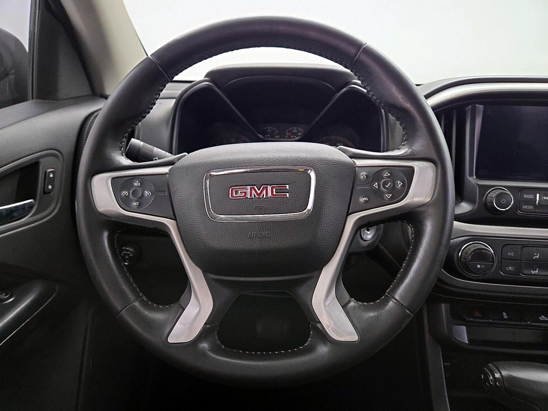 Thumbnail: 2016 GMC Canyon - 10