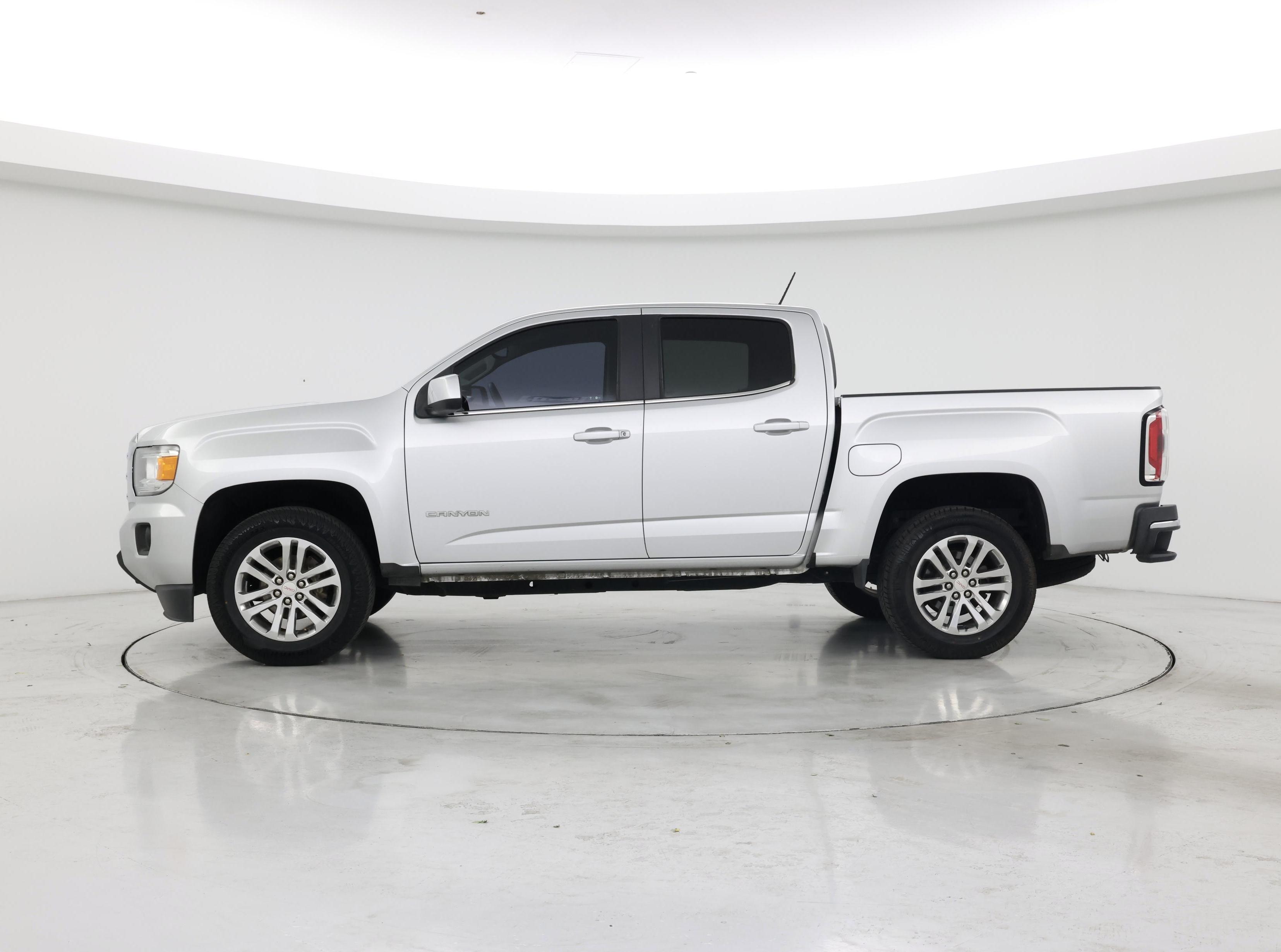 Thumbnail: 2016 GMC Canyon - 3