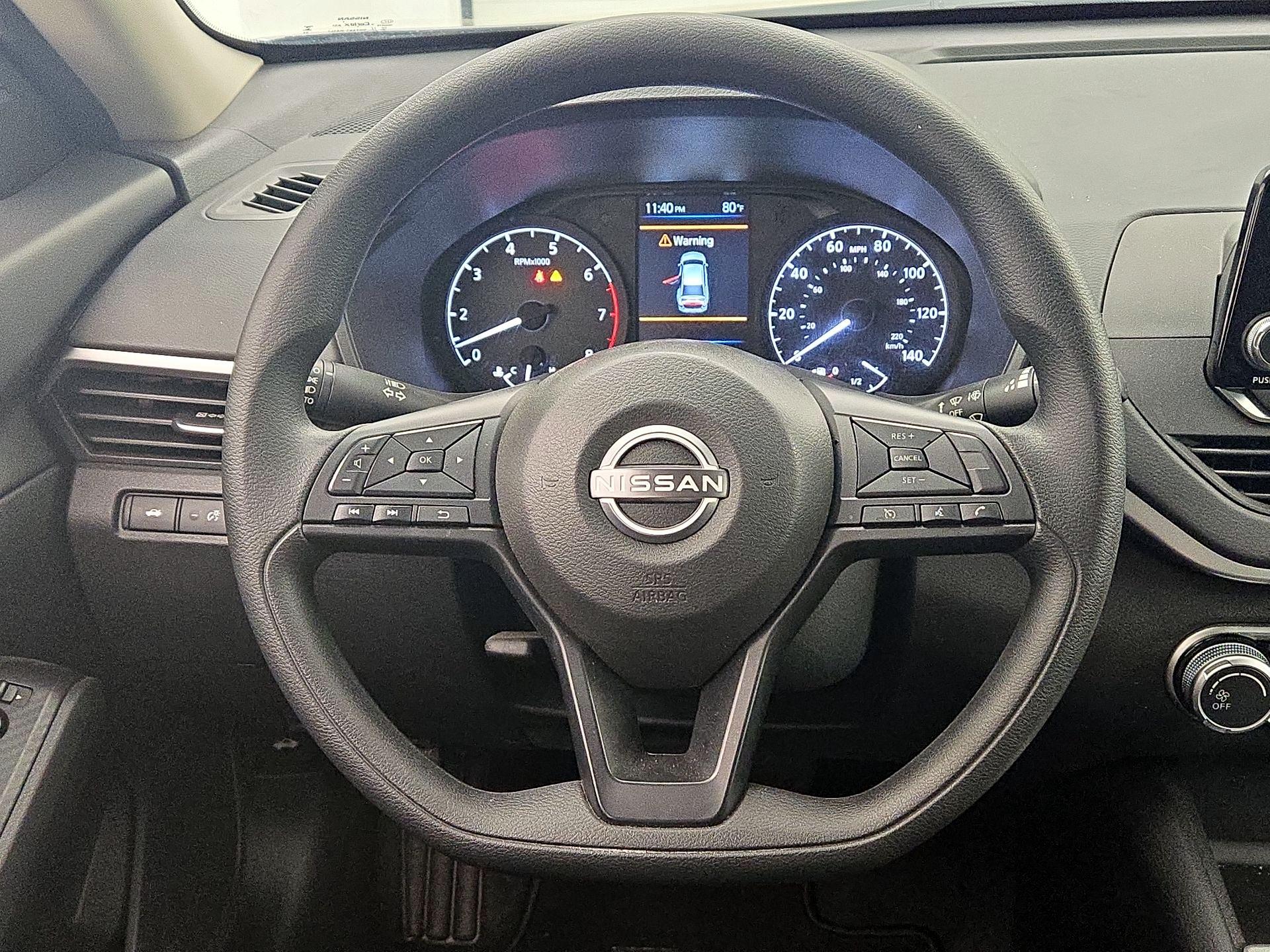 Thumbnail: 2024 Nissan Altima - 10