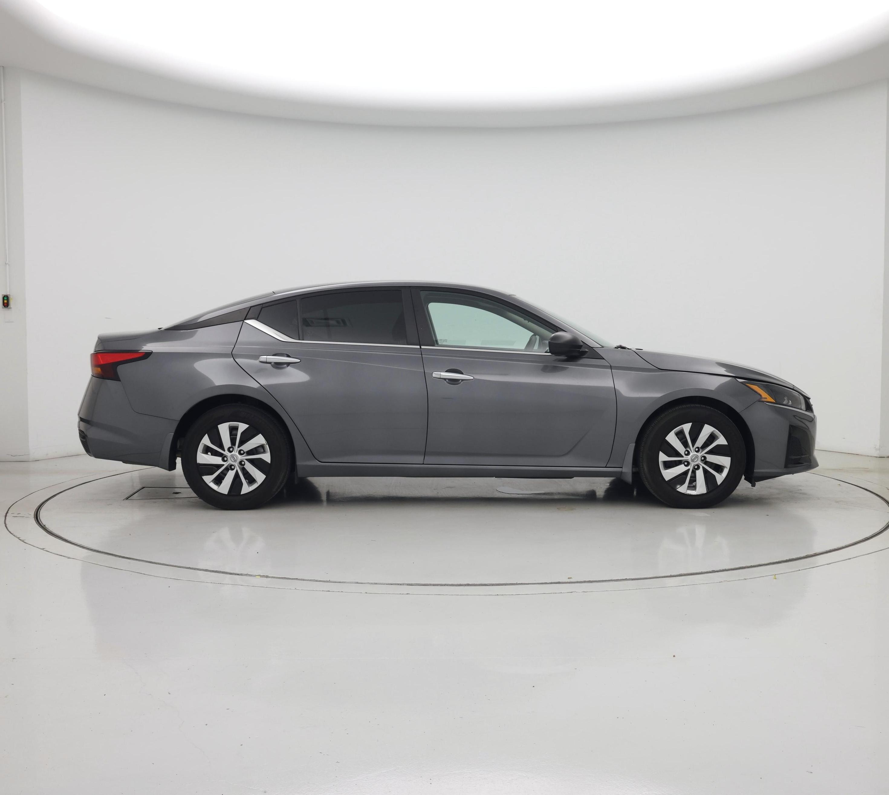 Thumbnail: 2024 Nissan Altima - 7