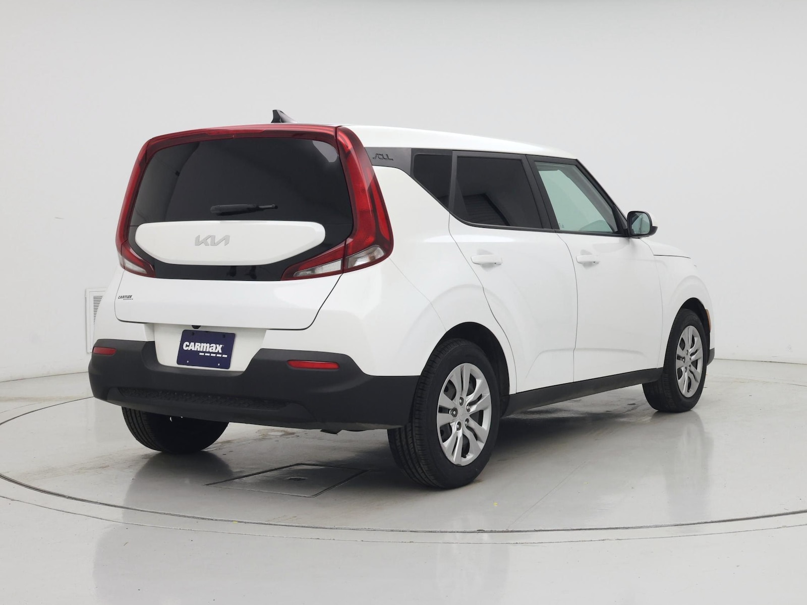 2022 Kia Soul LX - Photo 9