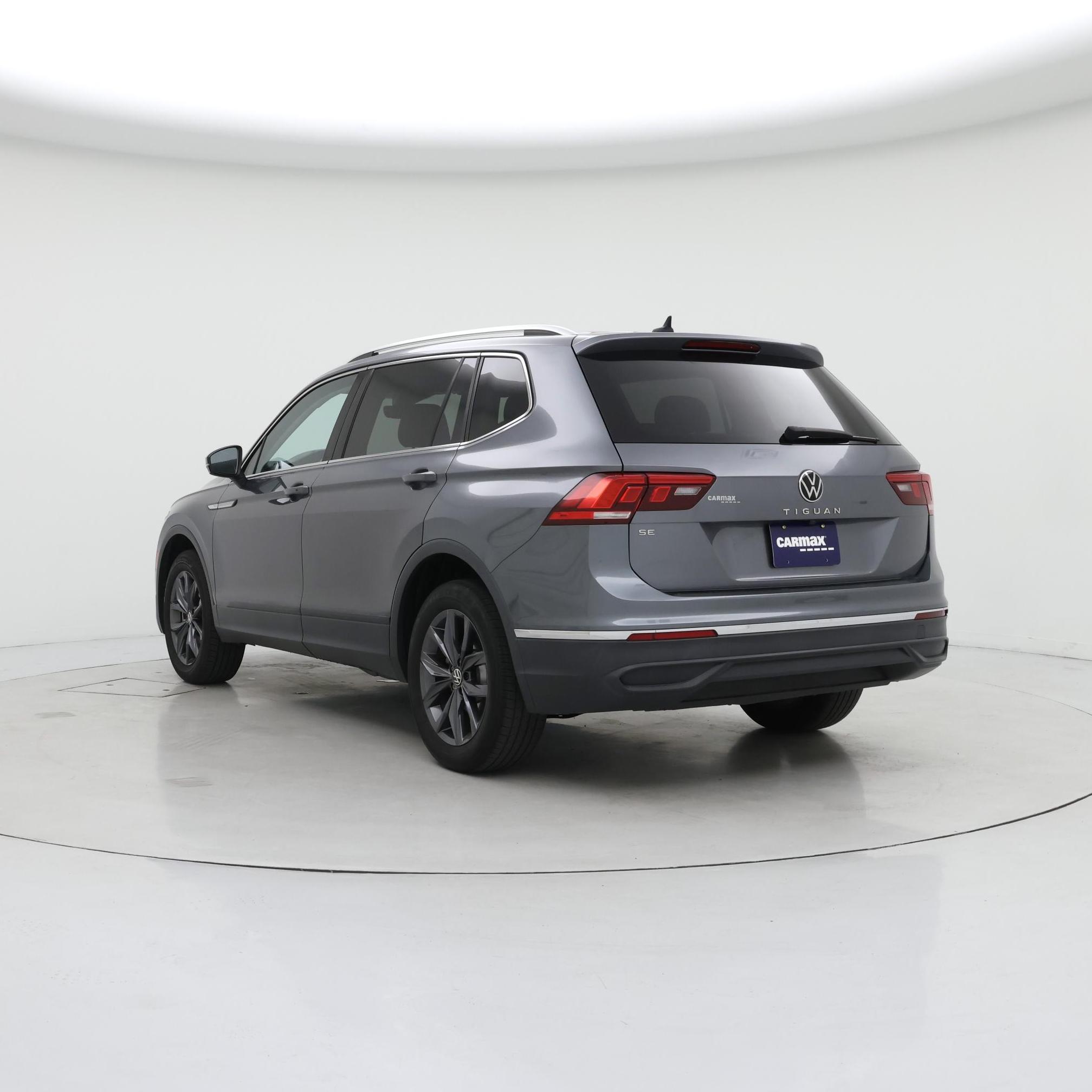 Thumbnail: 2022 Volkswagen Tiguan - 2
