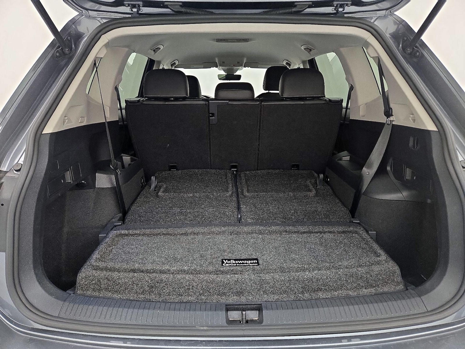 2022 Volkswagen Tiguan SE - Photo 23