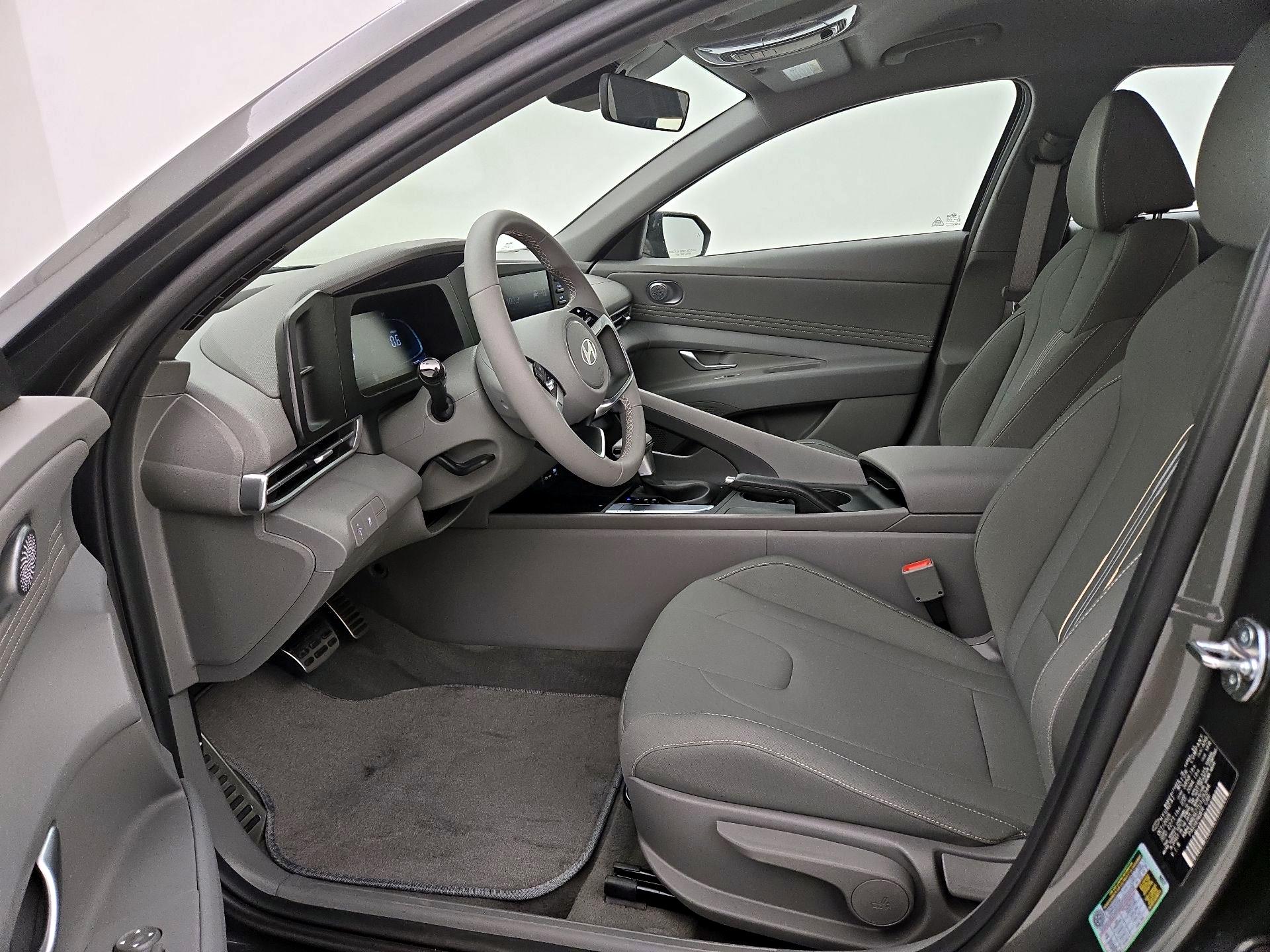 Thumbnail: 2026 Hyundai Elantra - 11