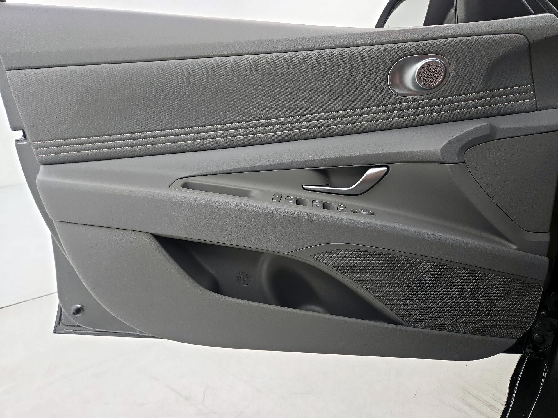 Thumbnail: 2026 Hyundai Elantra - 12