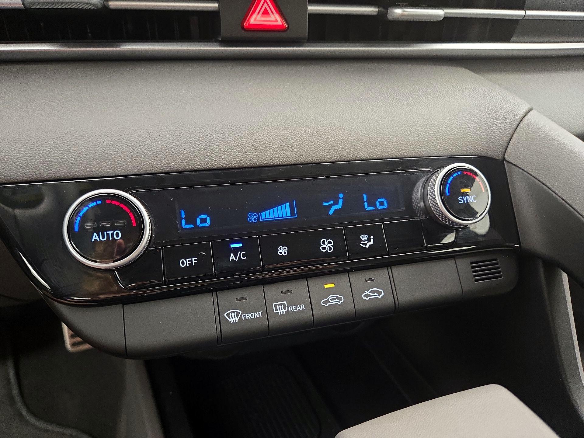Thumbnail: 2026 Hyundai Elantra - 16
