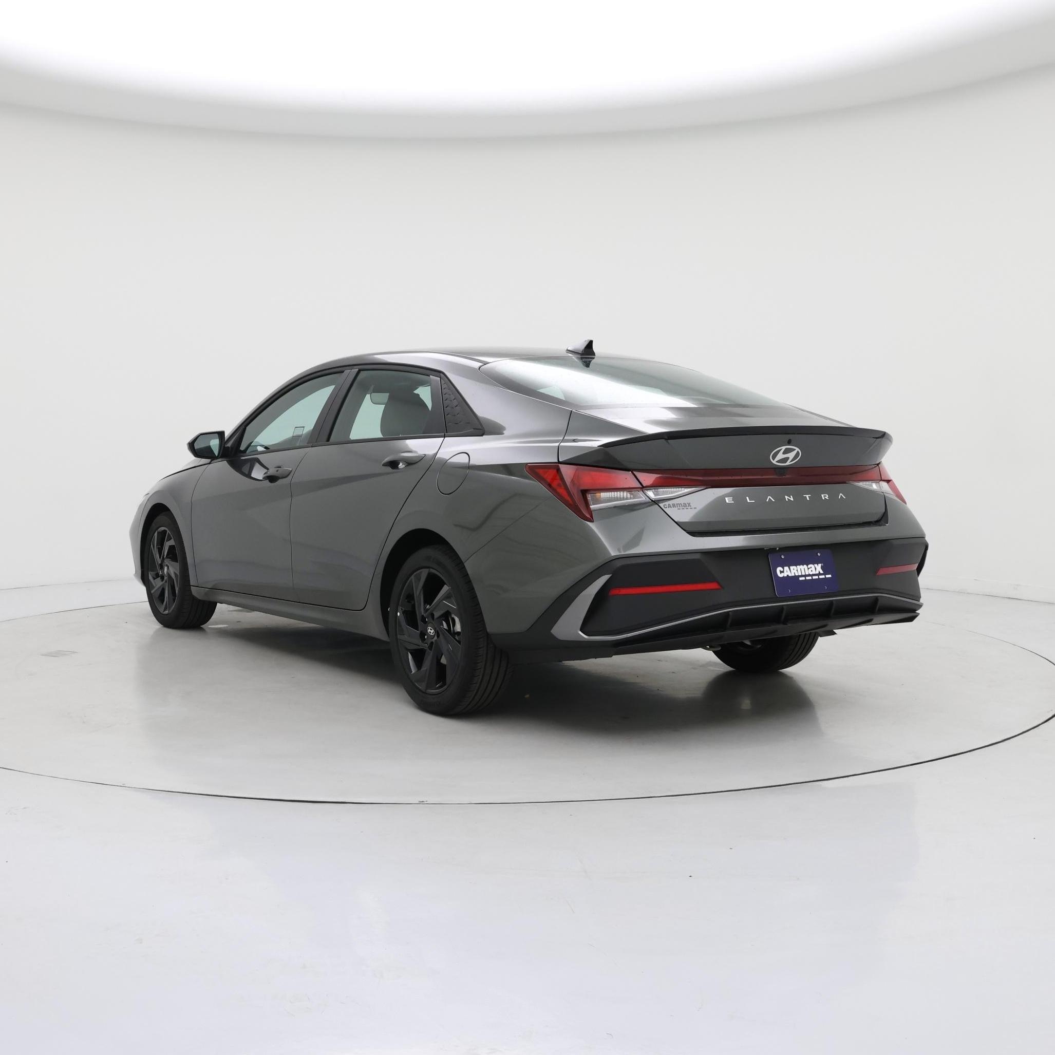 Thumbnail: 2026 Hyundai Elantra - 2