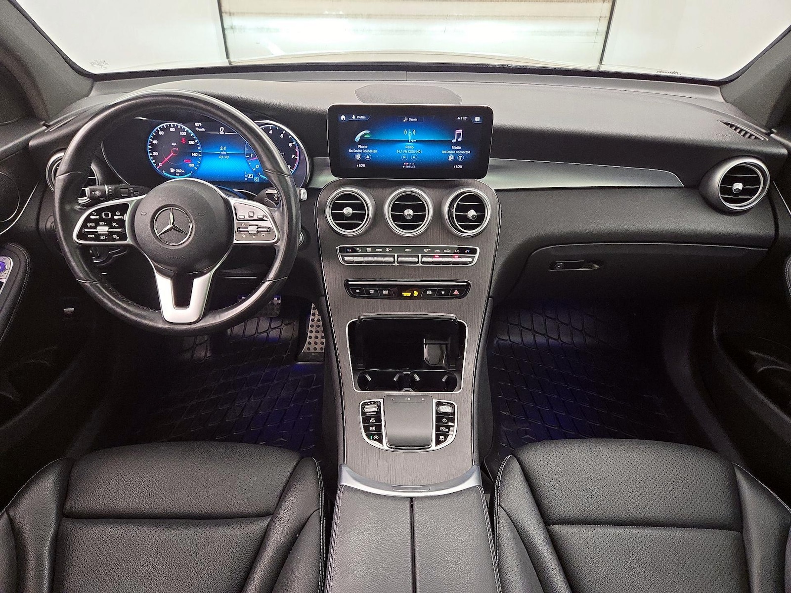 2022 Mercedes-Benz GLC GLC300 - Photo 10