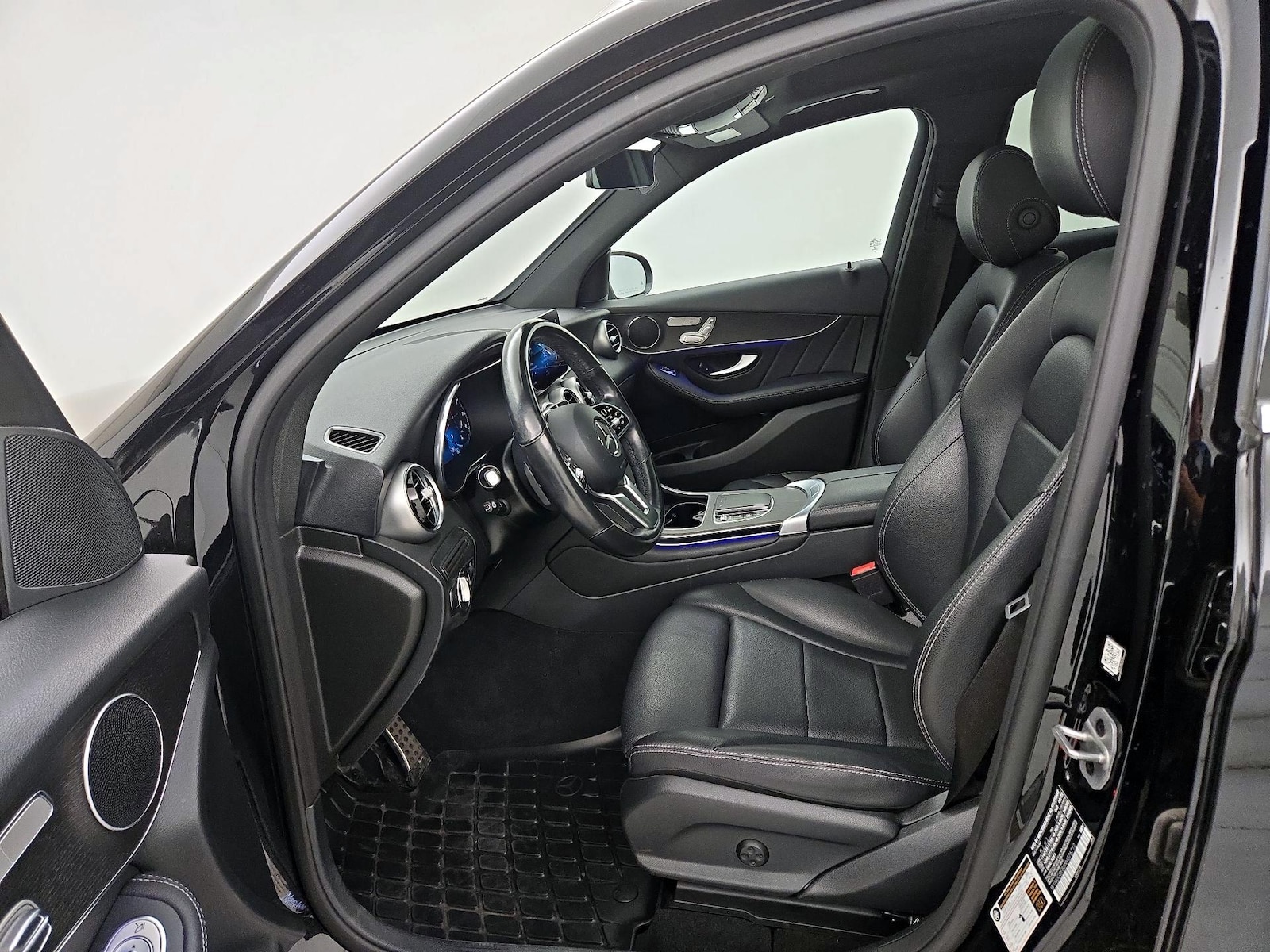 2022 Mercedes-Benz GLC GLC300 - Photo 12