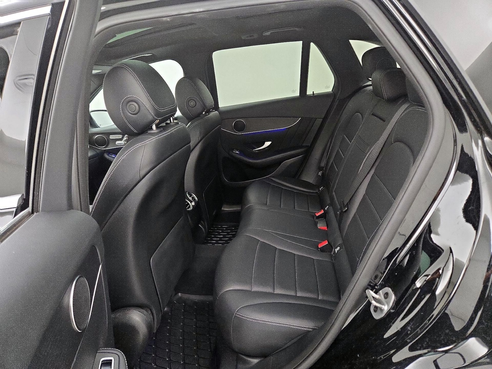 2022 Mercedes-Benz GLC GLC300 - Photo 21