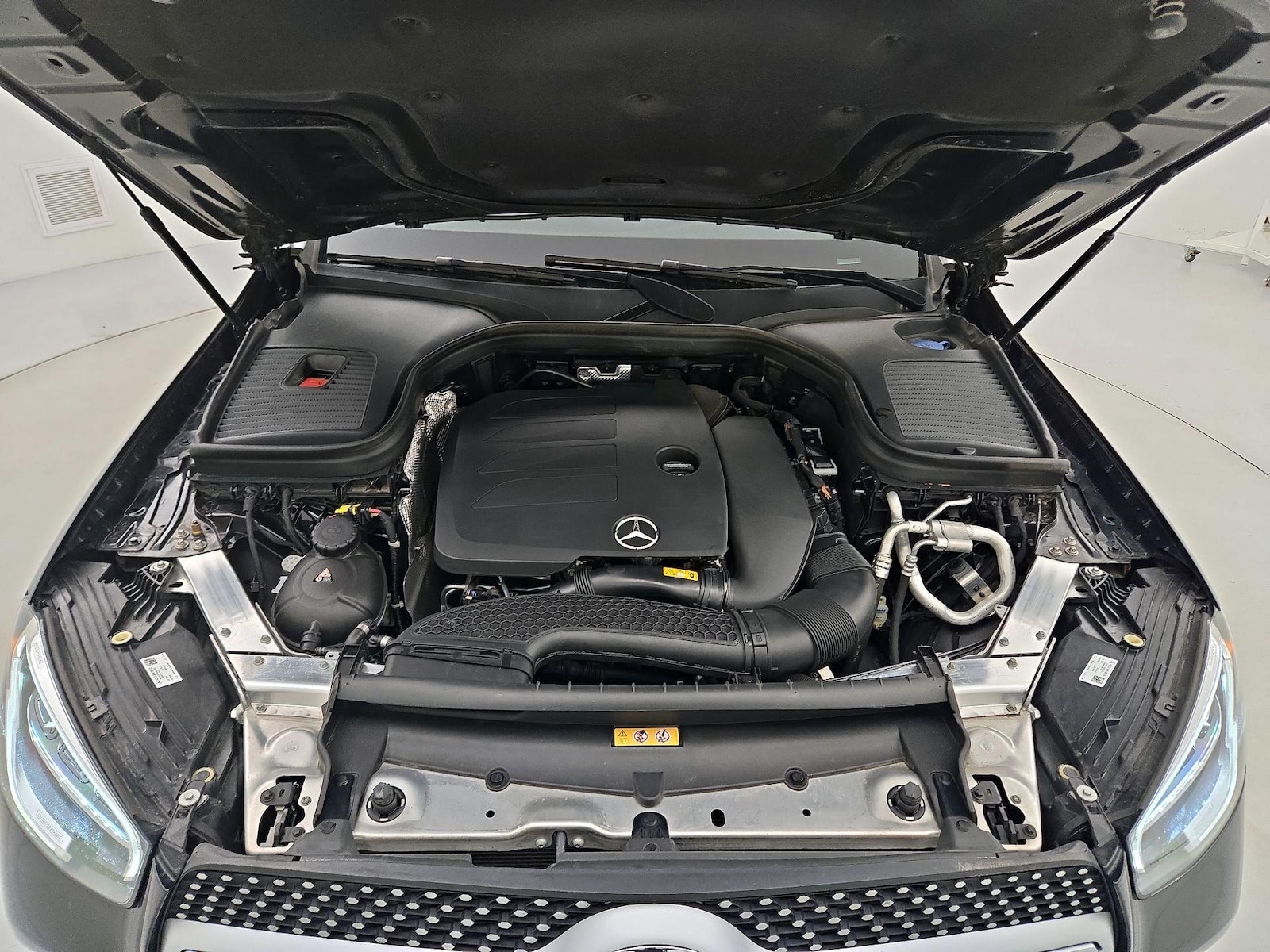 2022 Mercedes-Benz GLC GLC300 - Photo 24