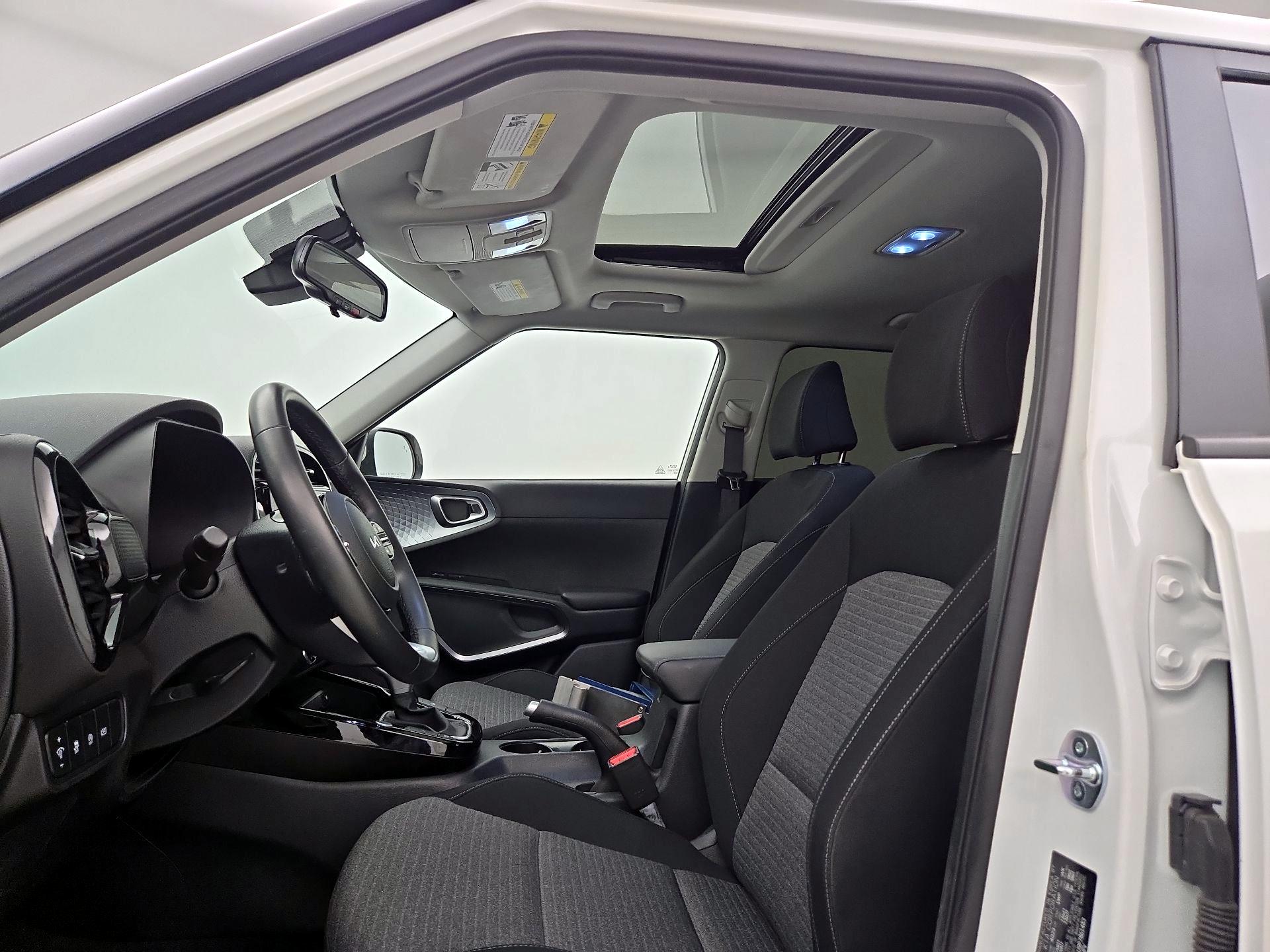 Thumbnail: 2023 Kia Soul - 20