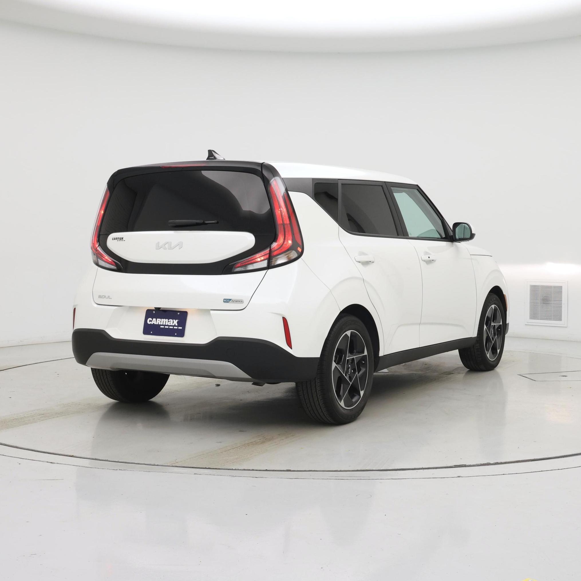 Thumbnail: 2023 Kia Soul - 8