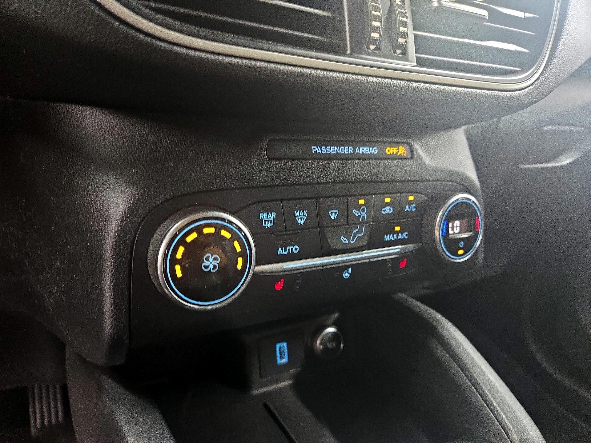 Thumbnail: 2020 Ford Escape - 17