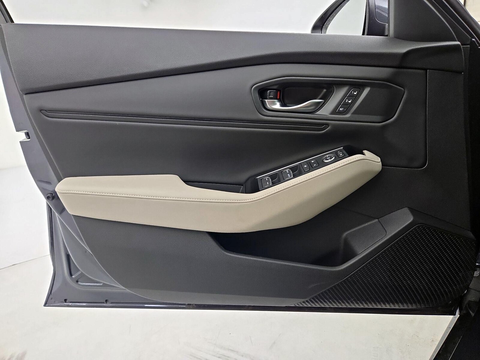 2025 Honda Accord Hybrid Touring - Photo 13