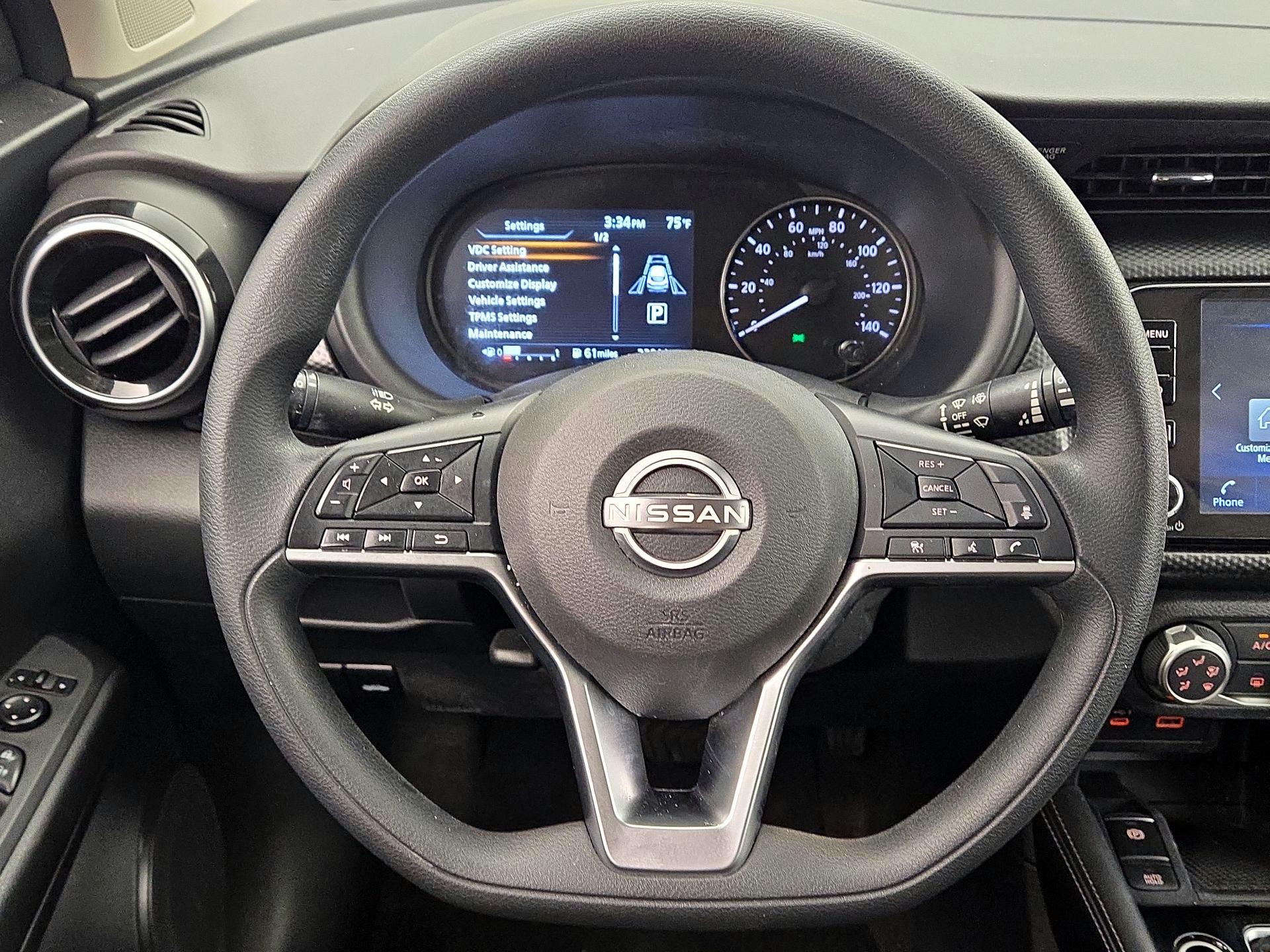 Thumbnail: 2023 Nissan Kicks - 10