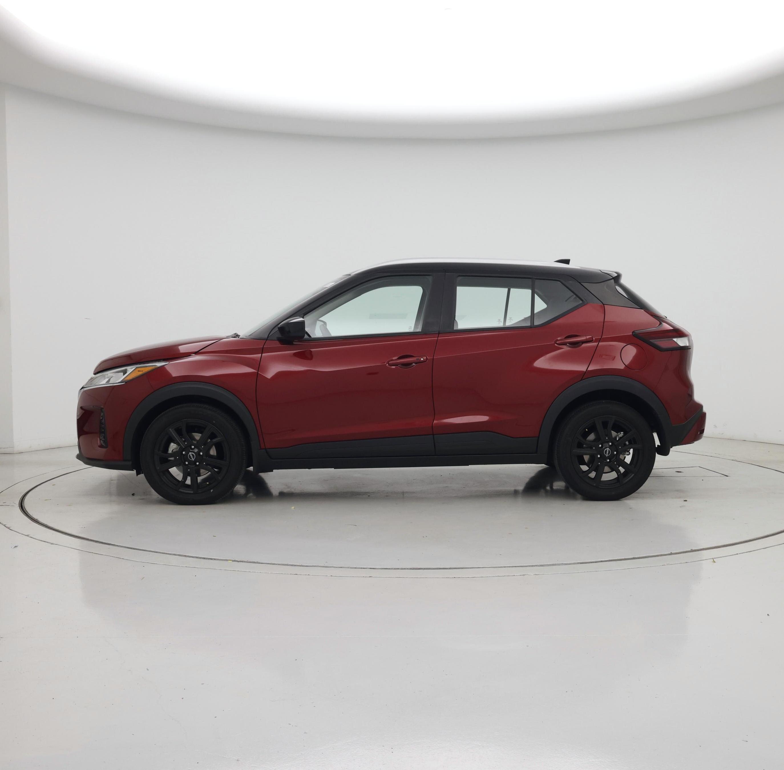Thumbnail: 2023 Nissan Kicks - 3