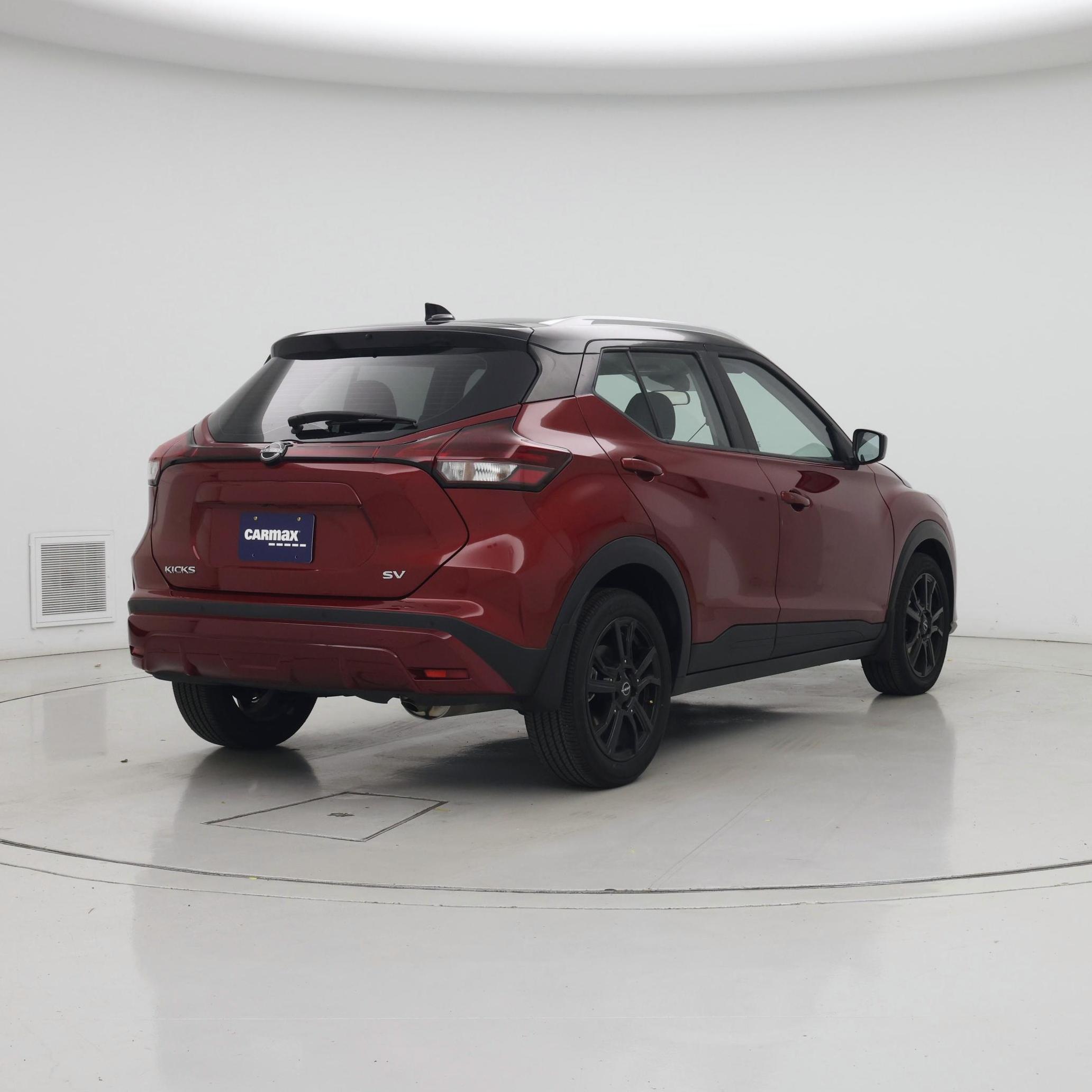 Thumbnail: 2023 Nissan Kicks - 8