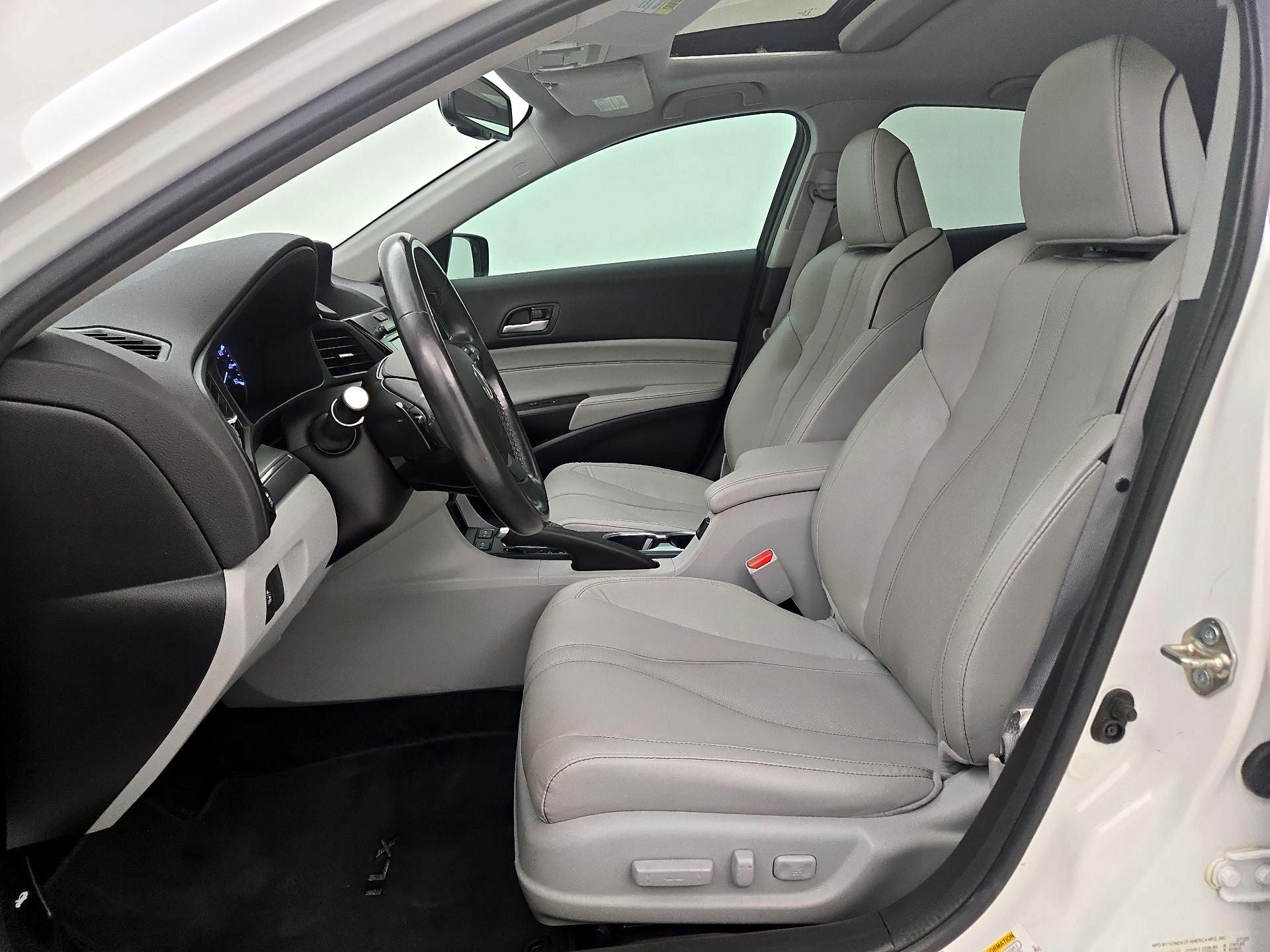 Thumbnail: 2020 Acura ILX - 11