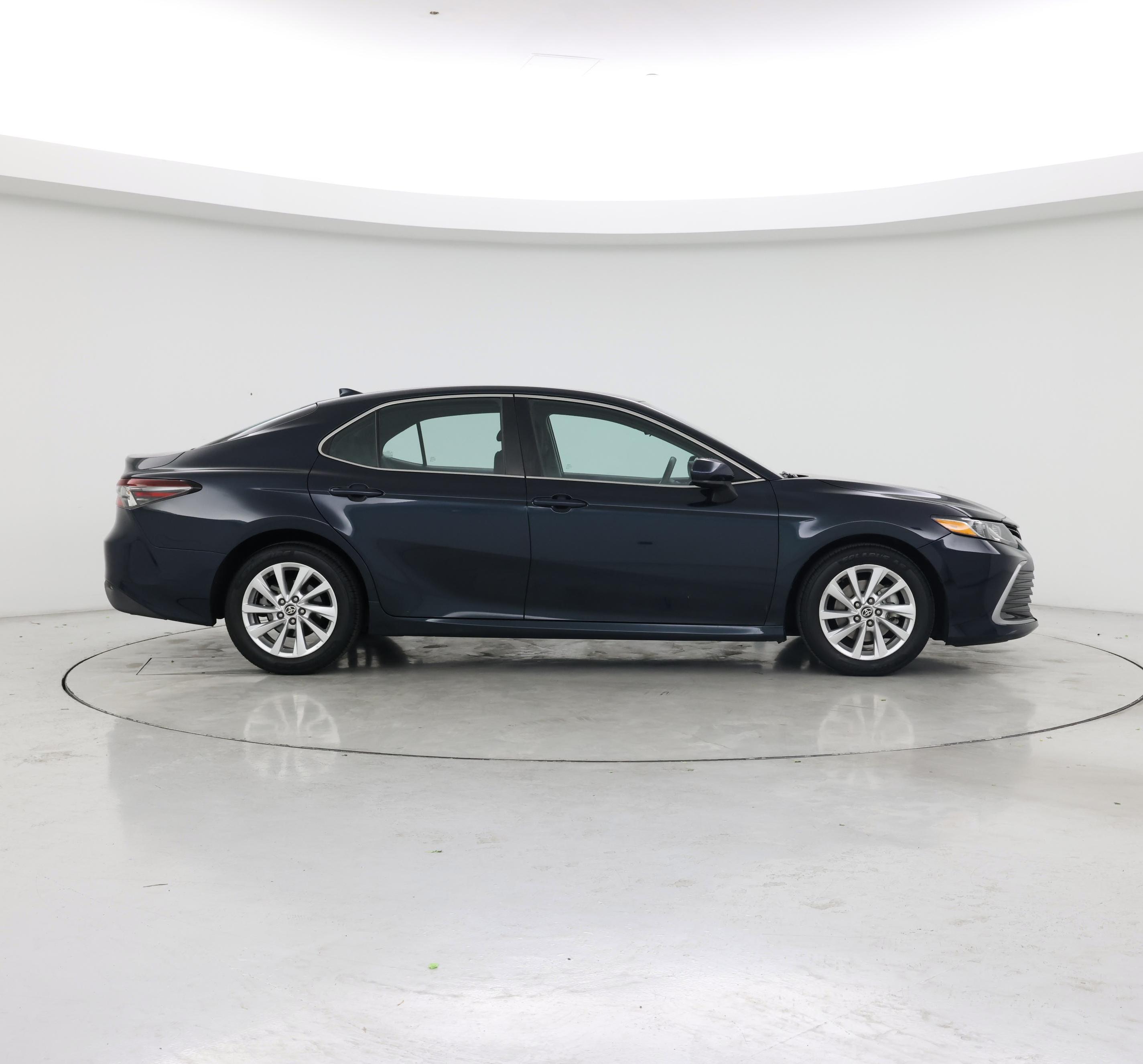 Thumbnail: 2021 Toyota Camry - 7