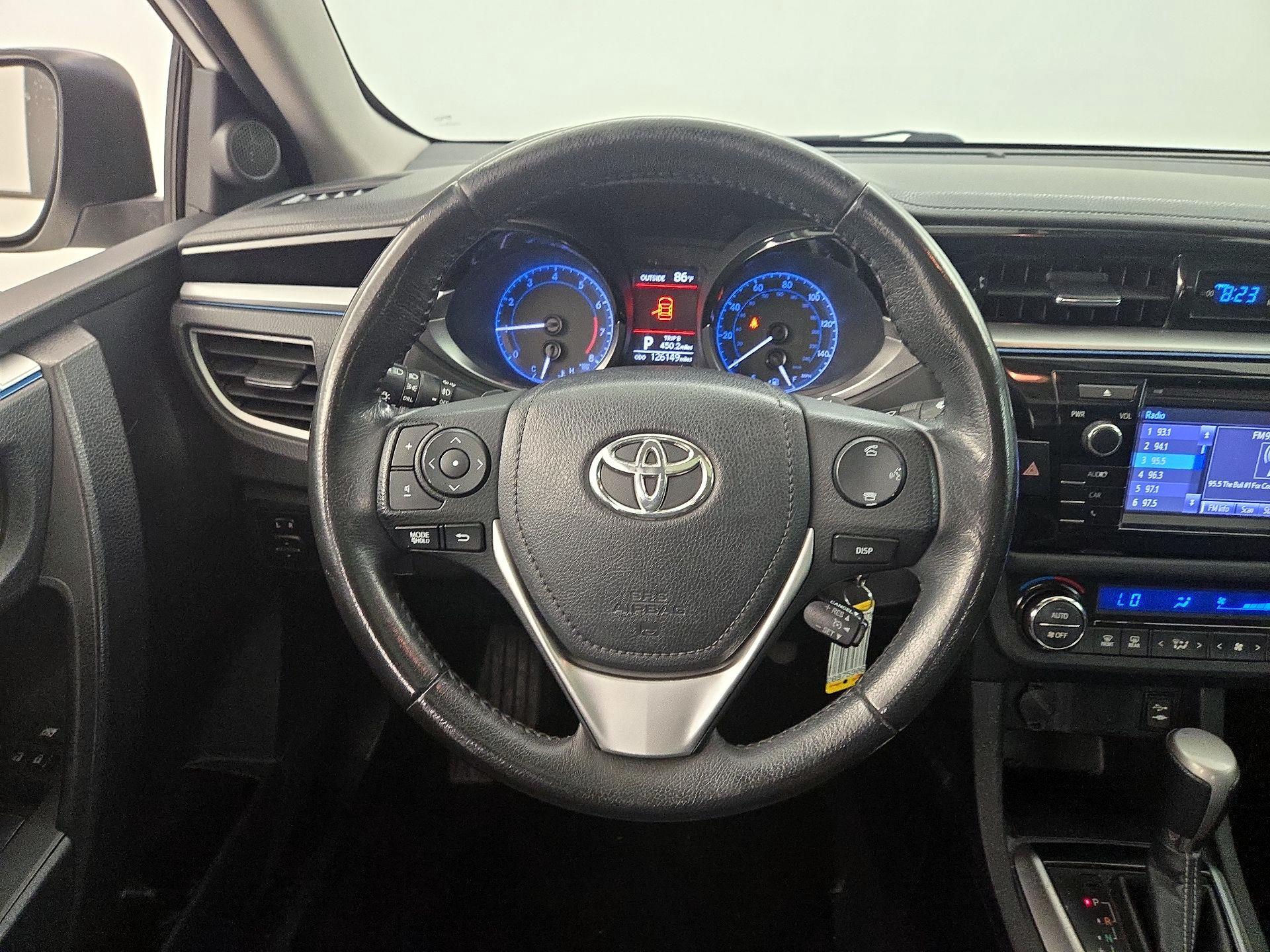 Thumbnail: 2016 Toyota Corolla - 10