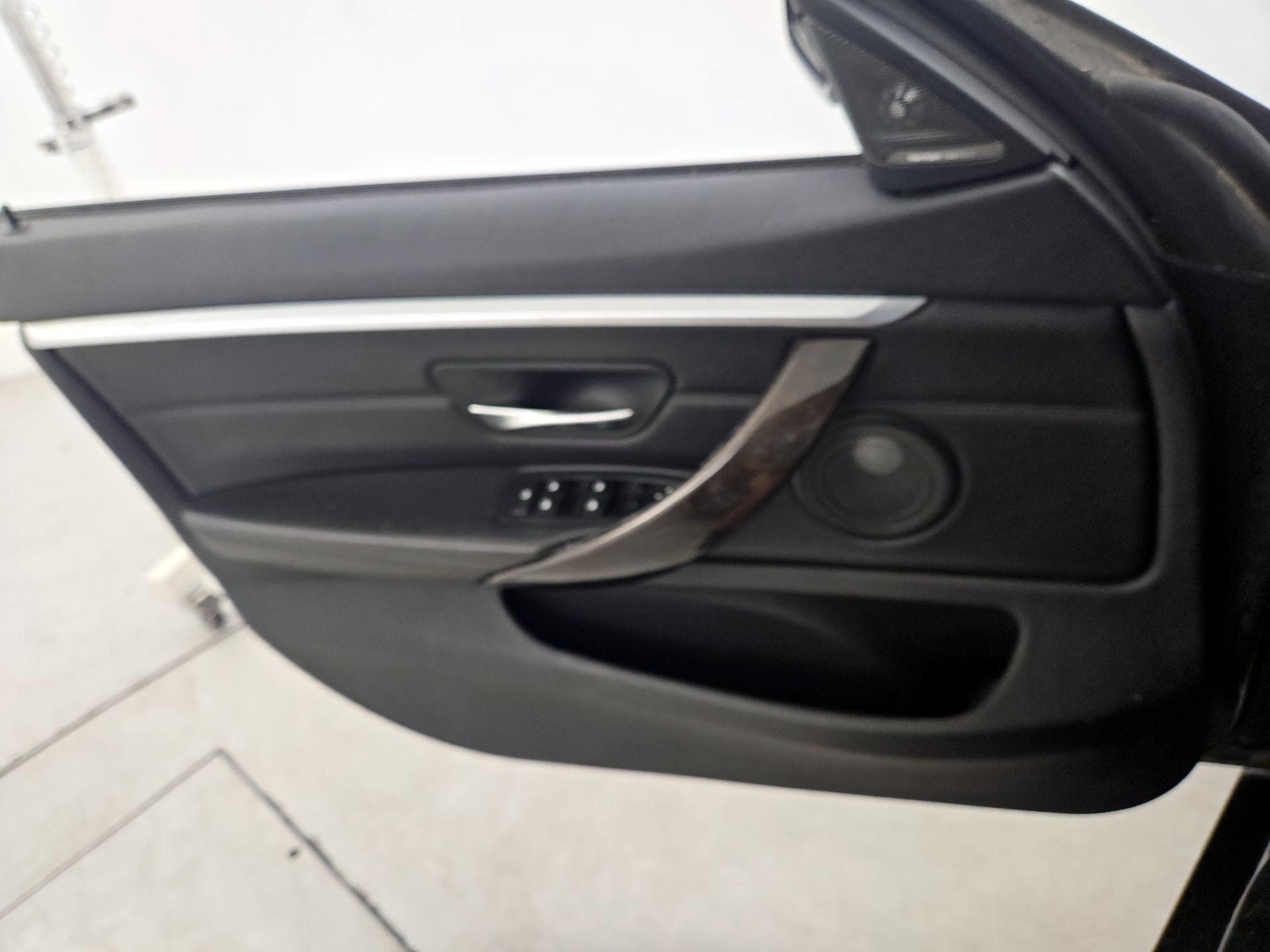 Thumbnail: 2015 BMW 4 Series - 12