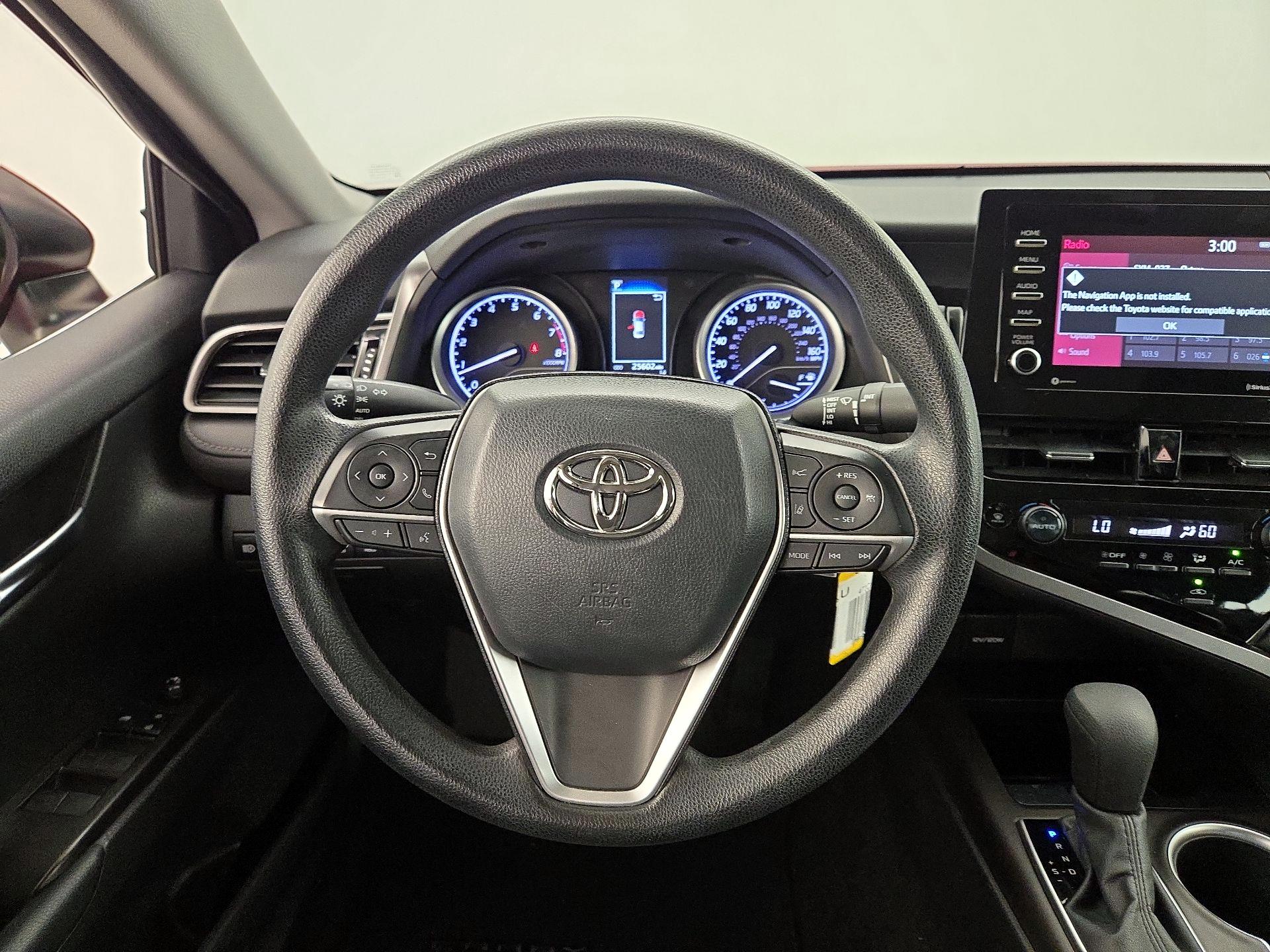 Thumbnail: 2022 Toyota Camry - 10
