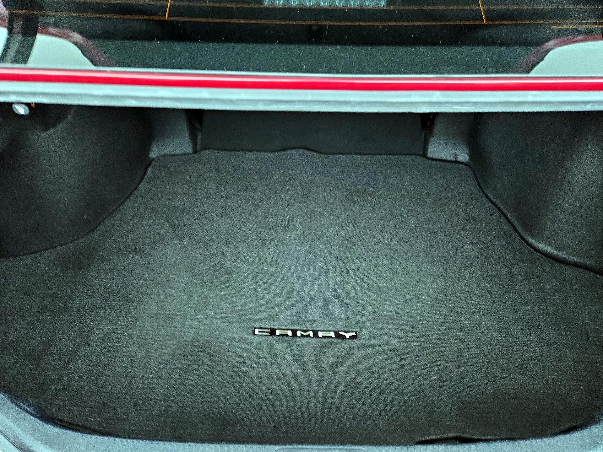 Thumbnail: 2022 Toyota Camry - 20