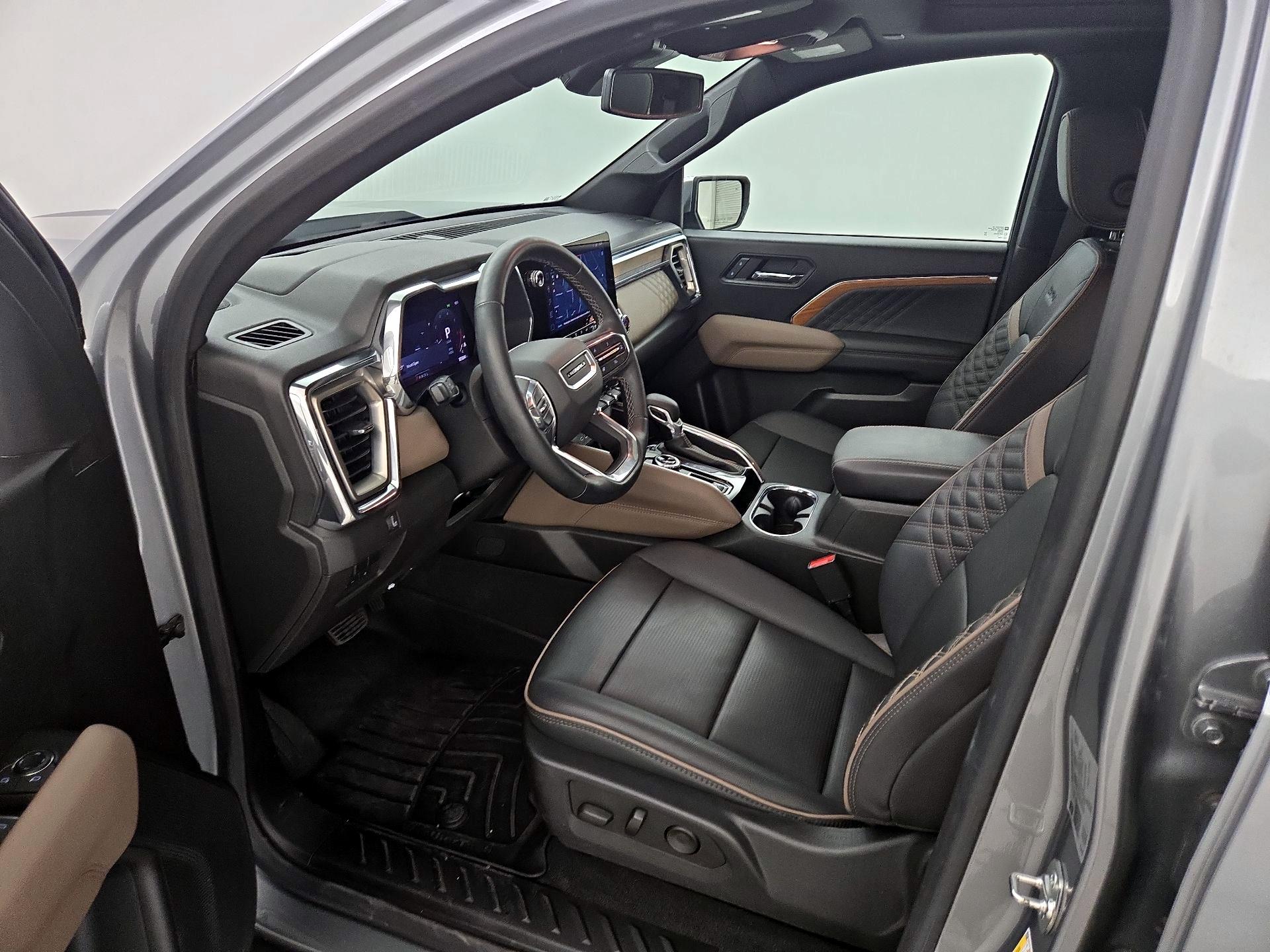 Thumbnail: 2024 GMC Canyon - 11