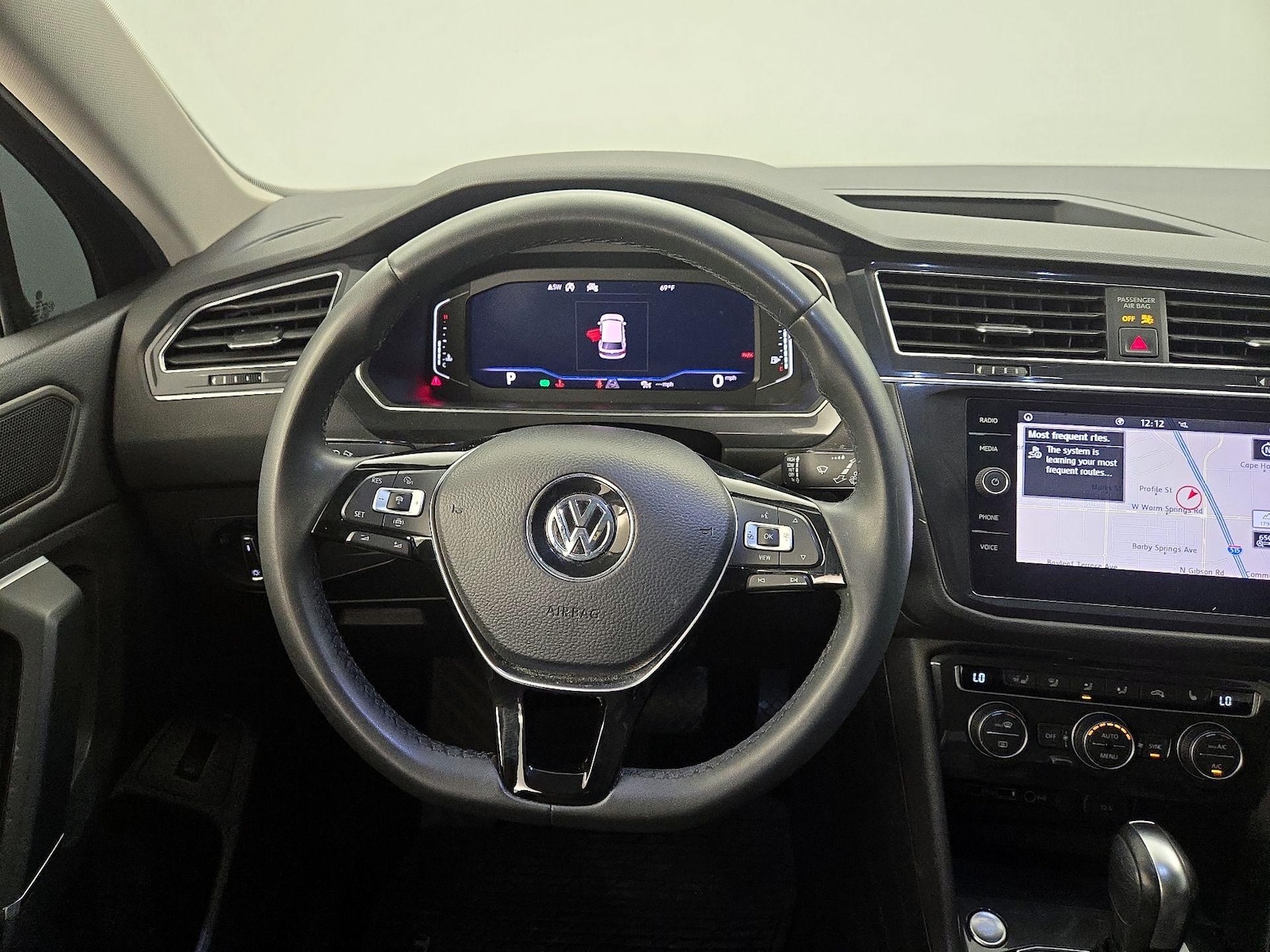 2020 Volkswagen Tiguan SEL - Photo 11