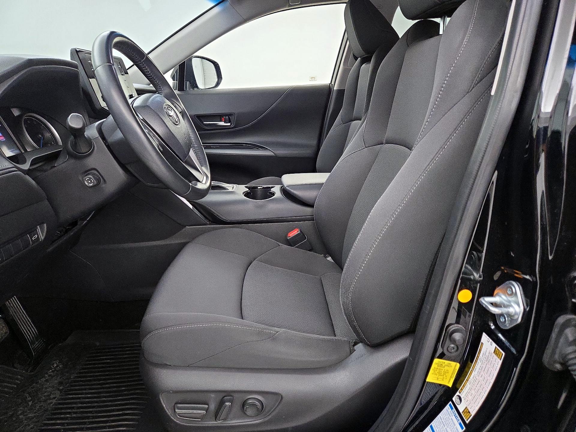Thumbnail: 2021 Toyota Venza - 11