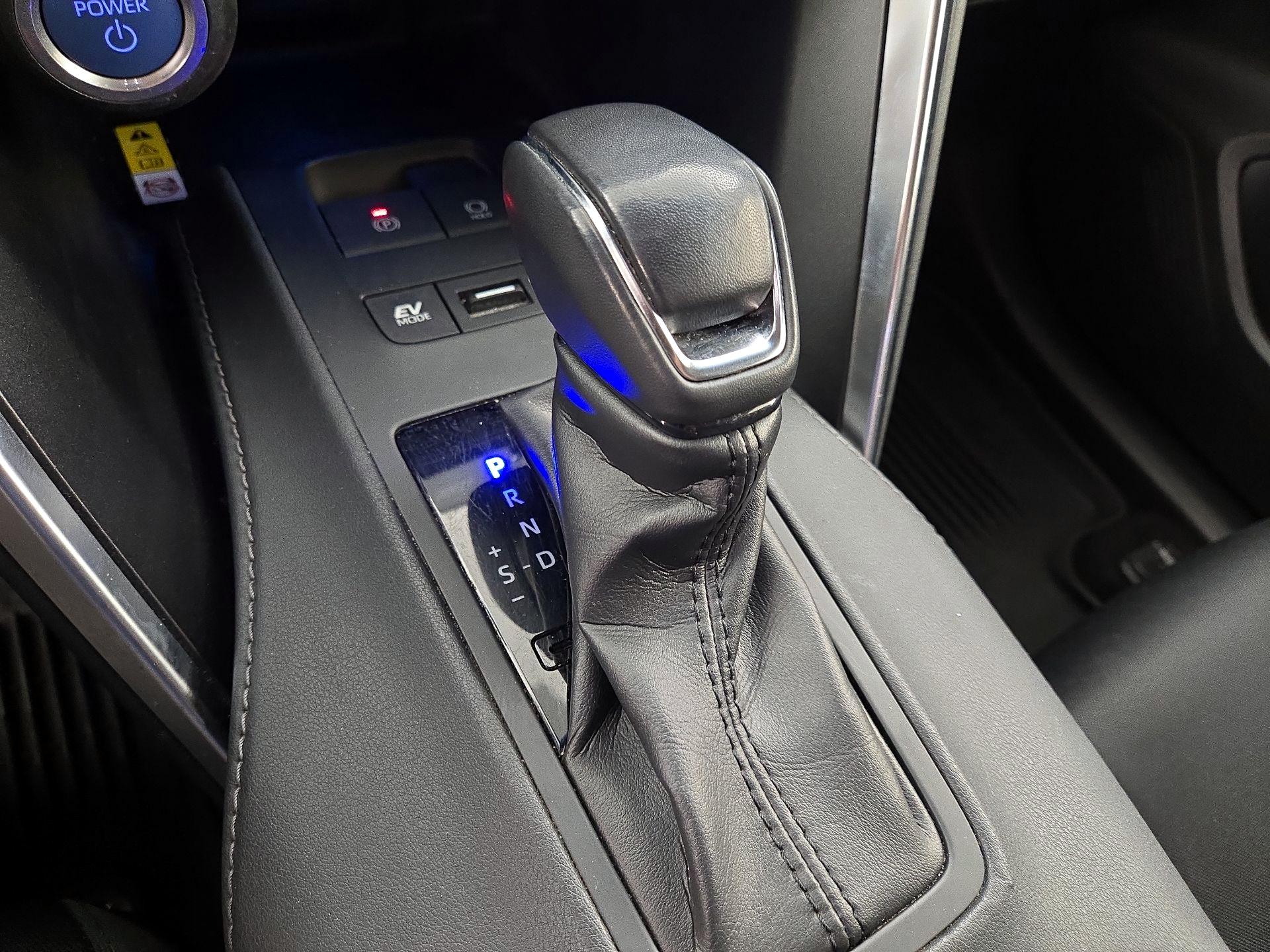 Thumbnail: 2021 Toyota Venza - 17