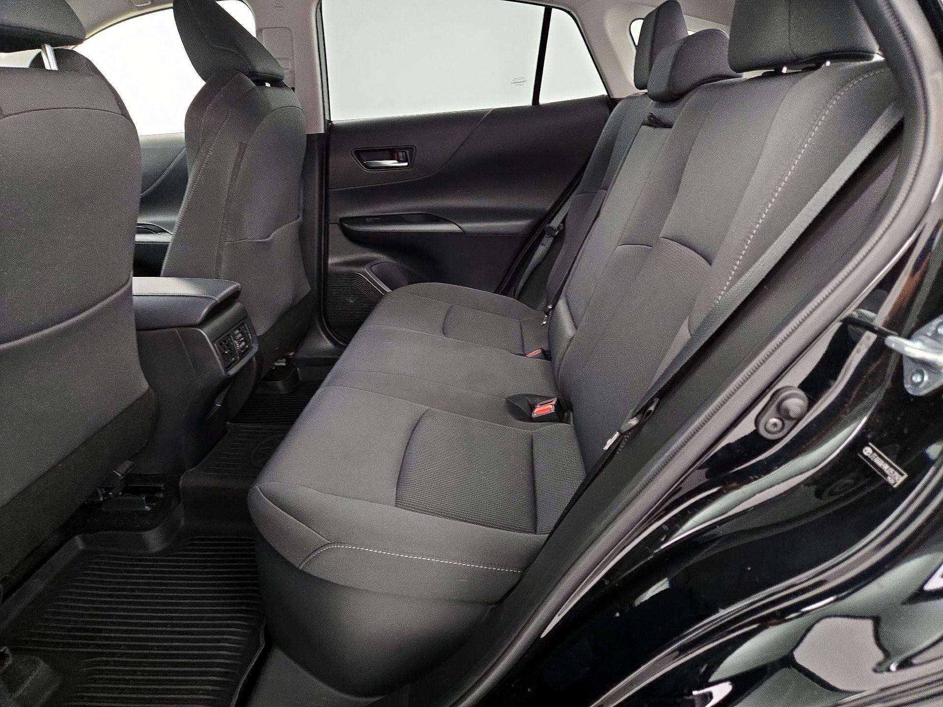Thumbnail: 2021 Toyota Venza - 19