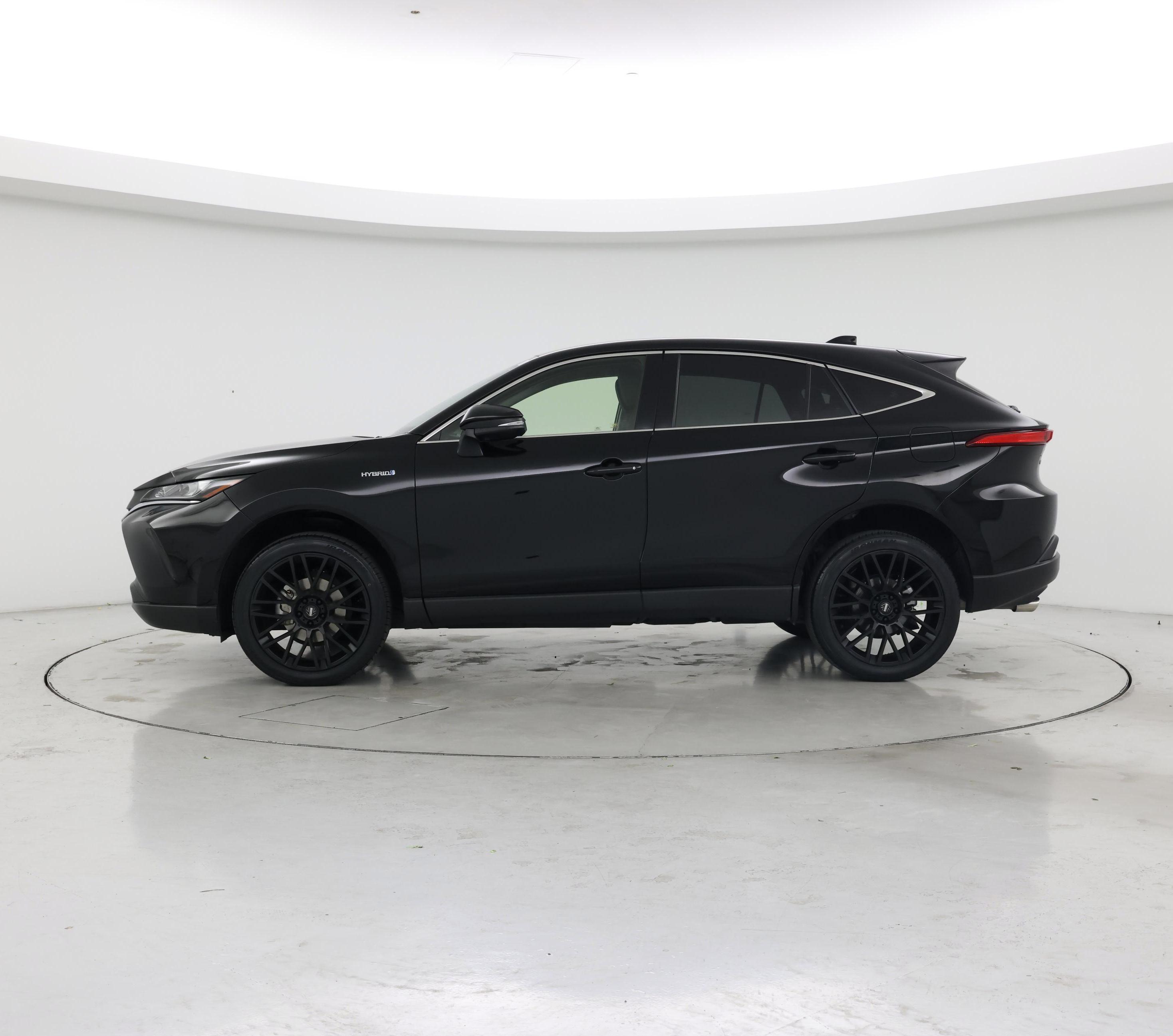Thumbnail: 2021 Toyota Venza - 3