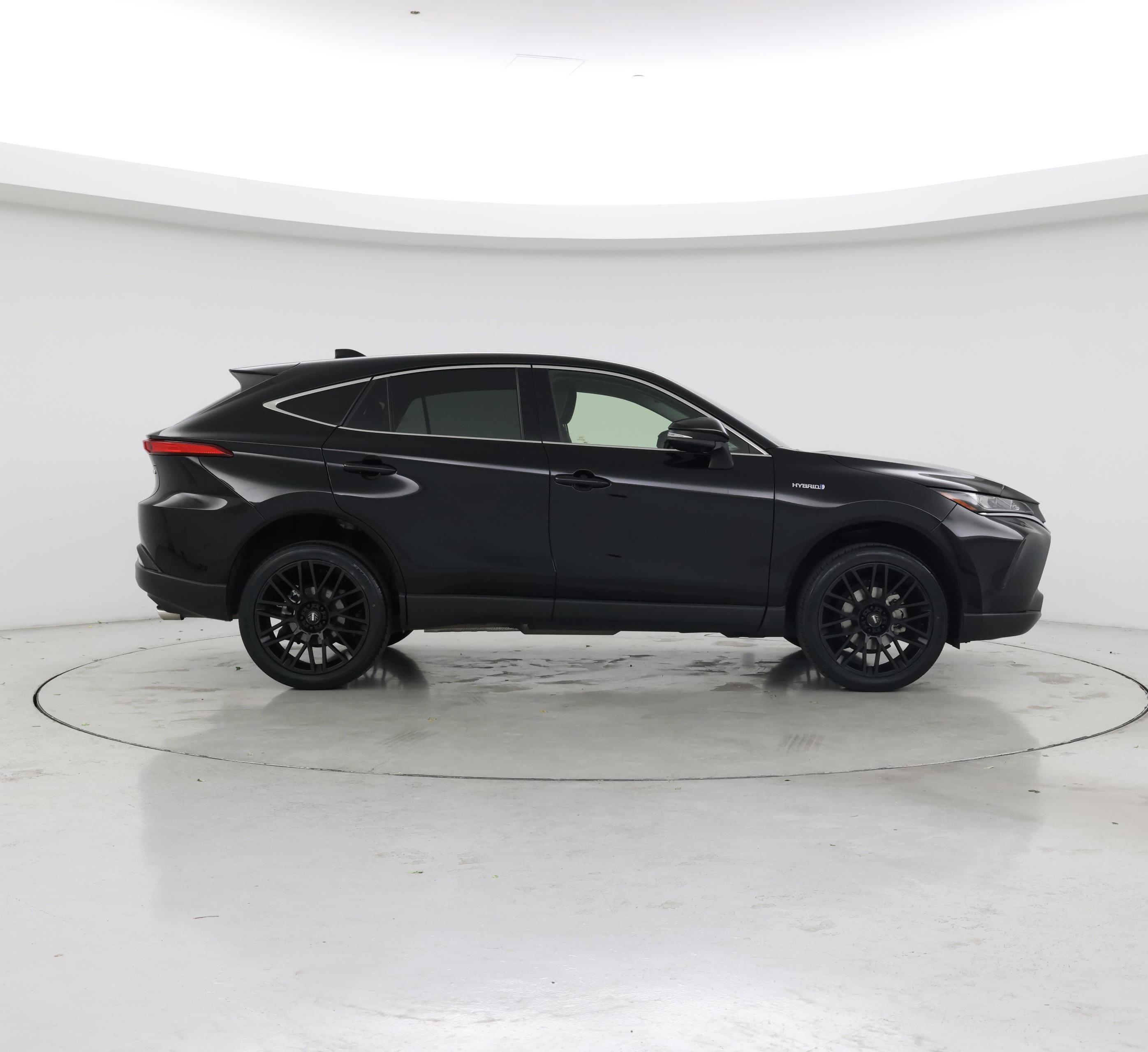Thumbnail: 2021 Toyota Venza - 7