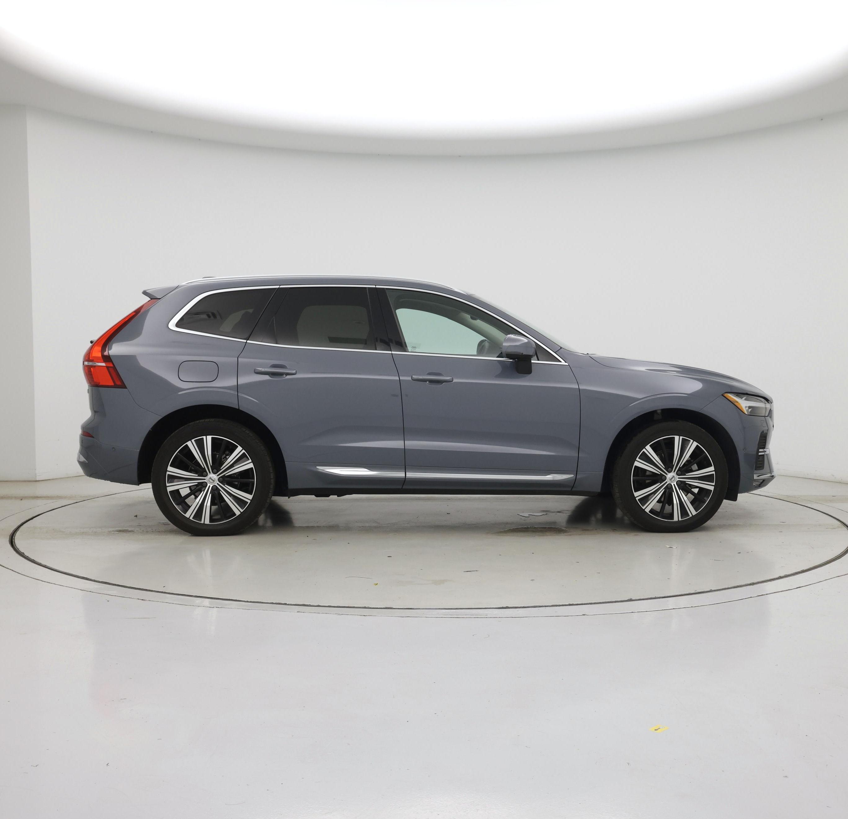 Thumbnail: 2023 Volvo XC60 - 7