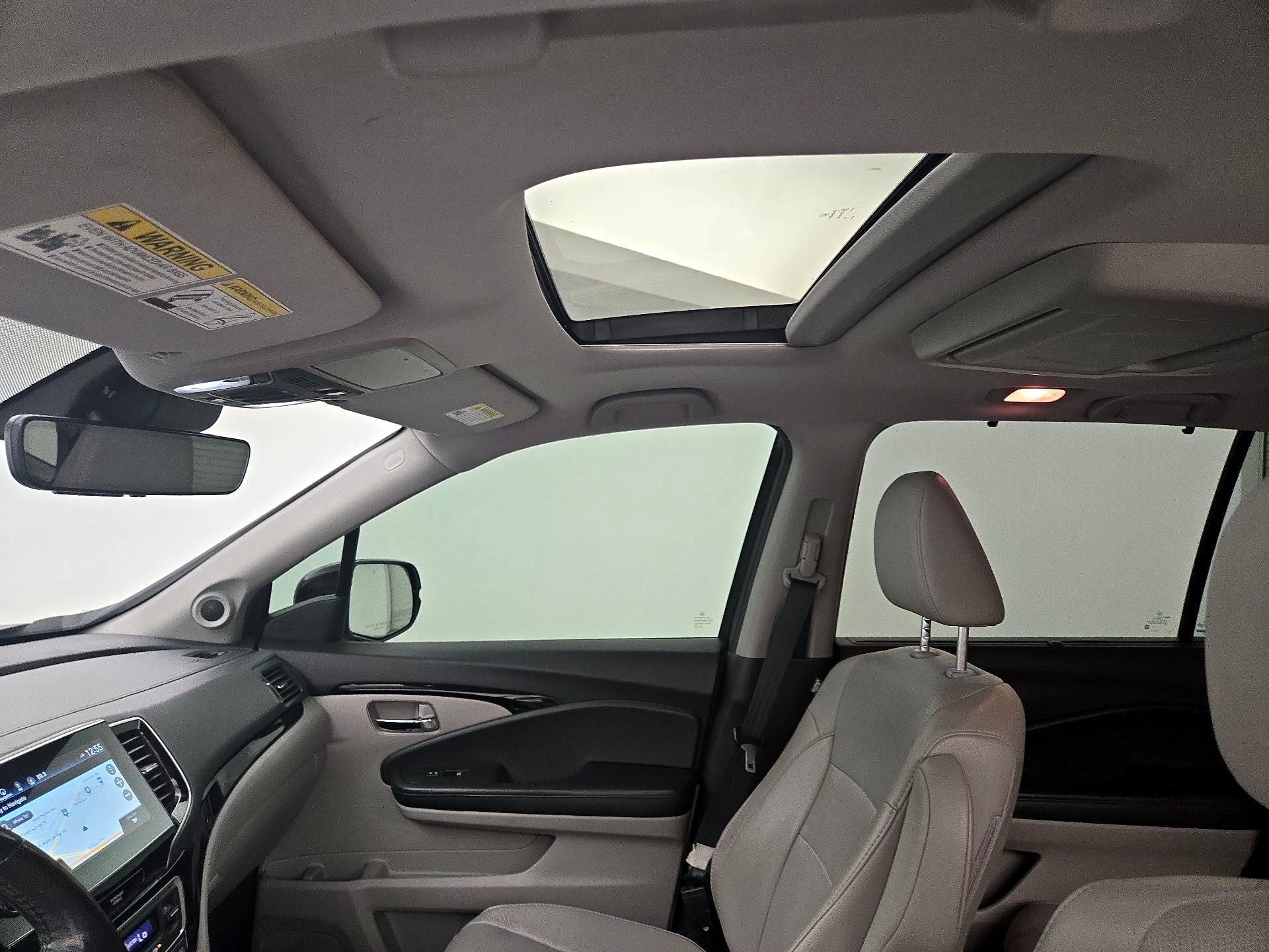Thumbnail: 2019 Honda Pilot - 20