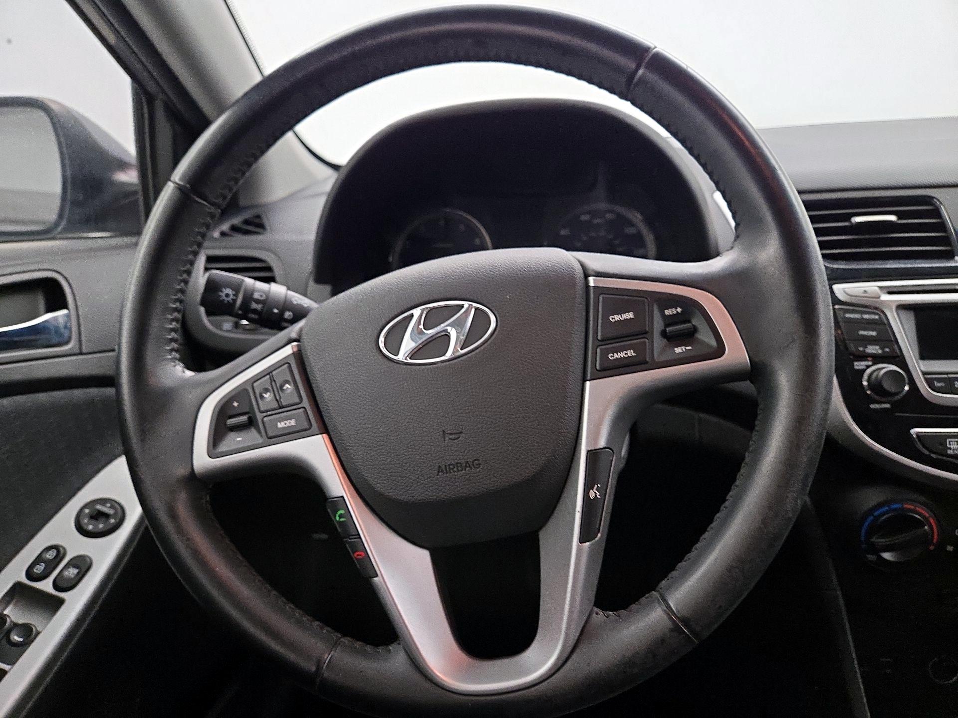 Thumbnail: 2014 Hyundai Accent - 10