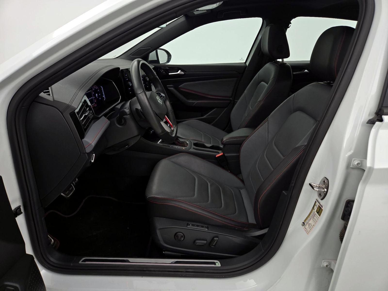 2025 Volkswagen Jetta GLI Autobahn - Photo 12
