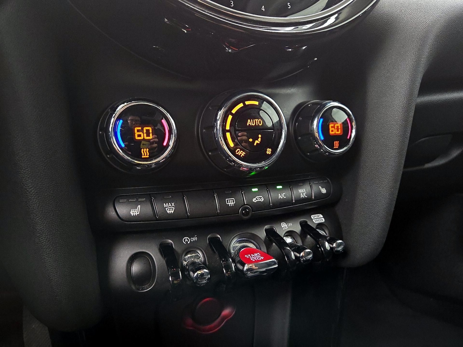 2023 MINI Hardtop 4 Door S - Photo 17