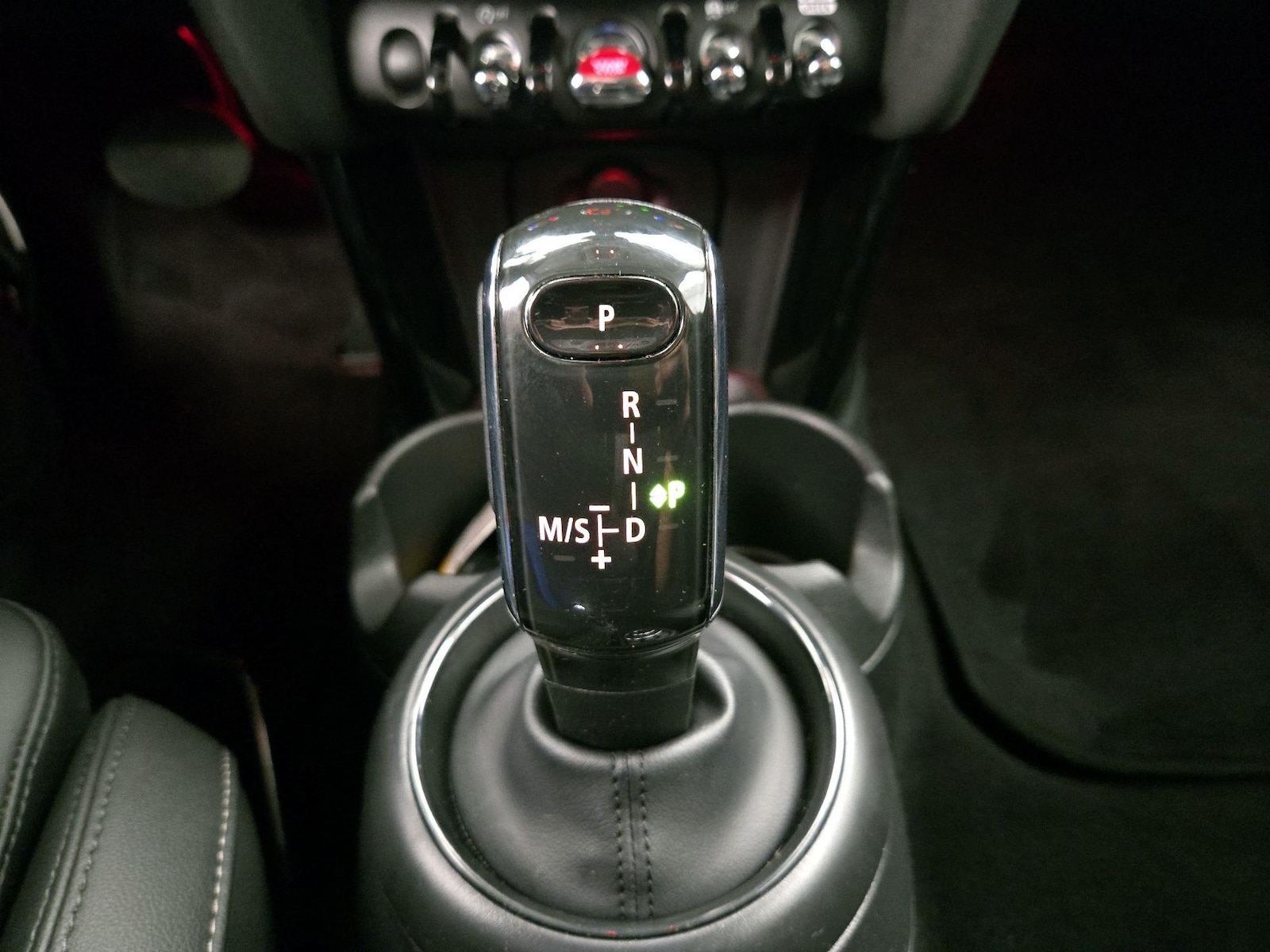2023 MINI Hardtop 4 Door S - Photo 18