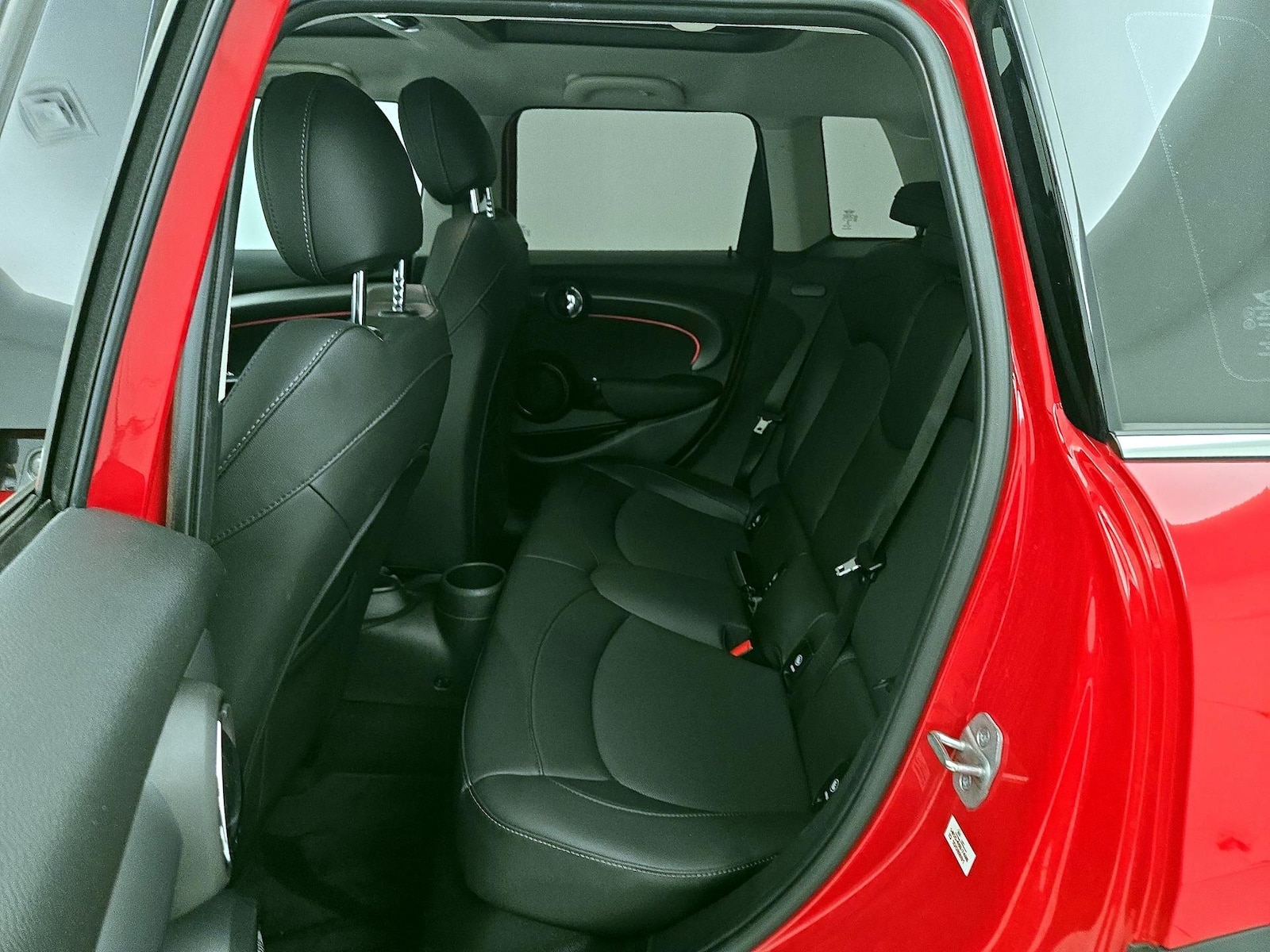 2023 MINI Hardtop 4 Door S - Photo 21