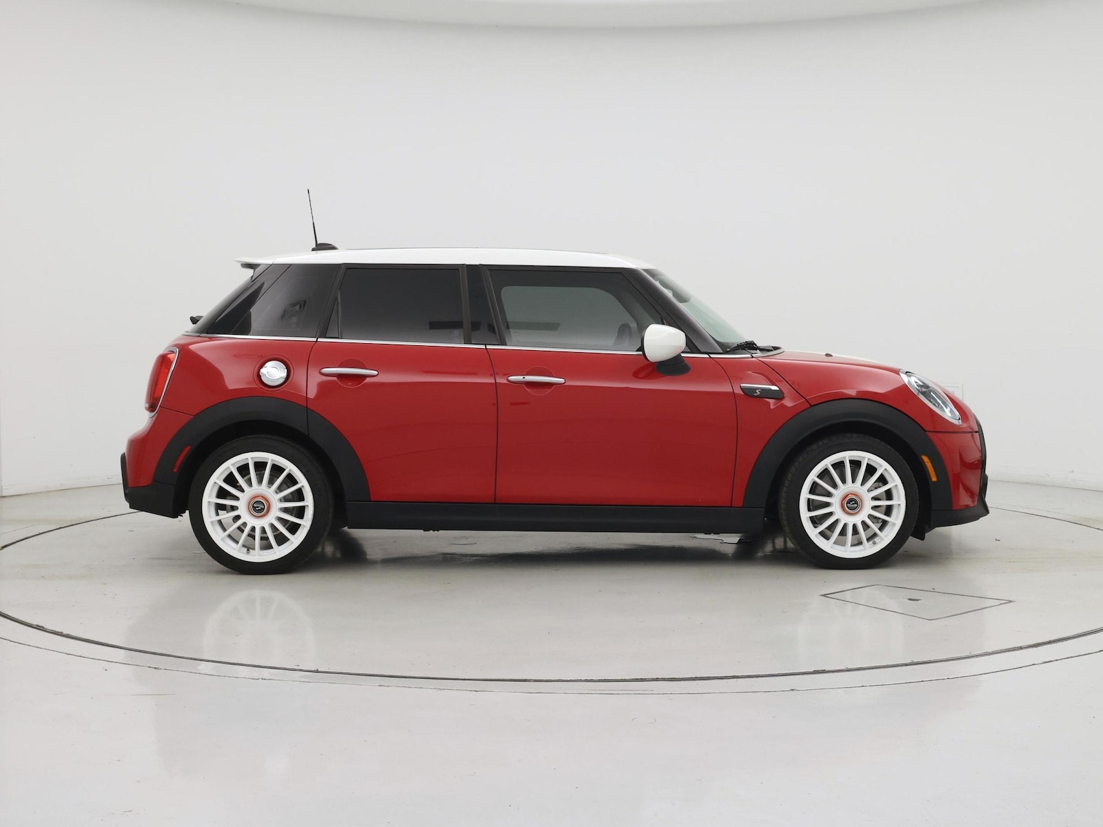 2023 MINI Hardtop 4 Door S - Photo 8