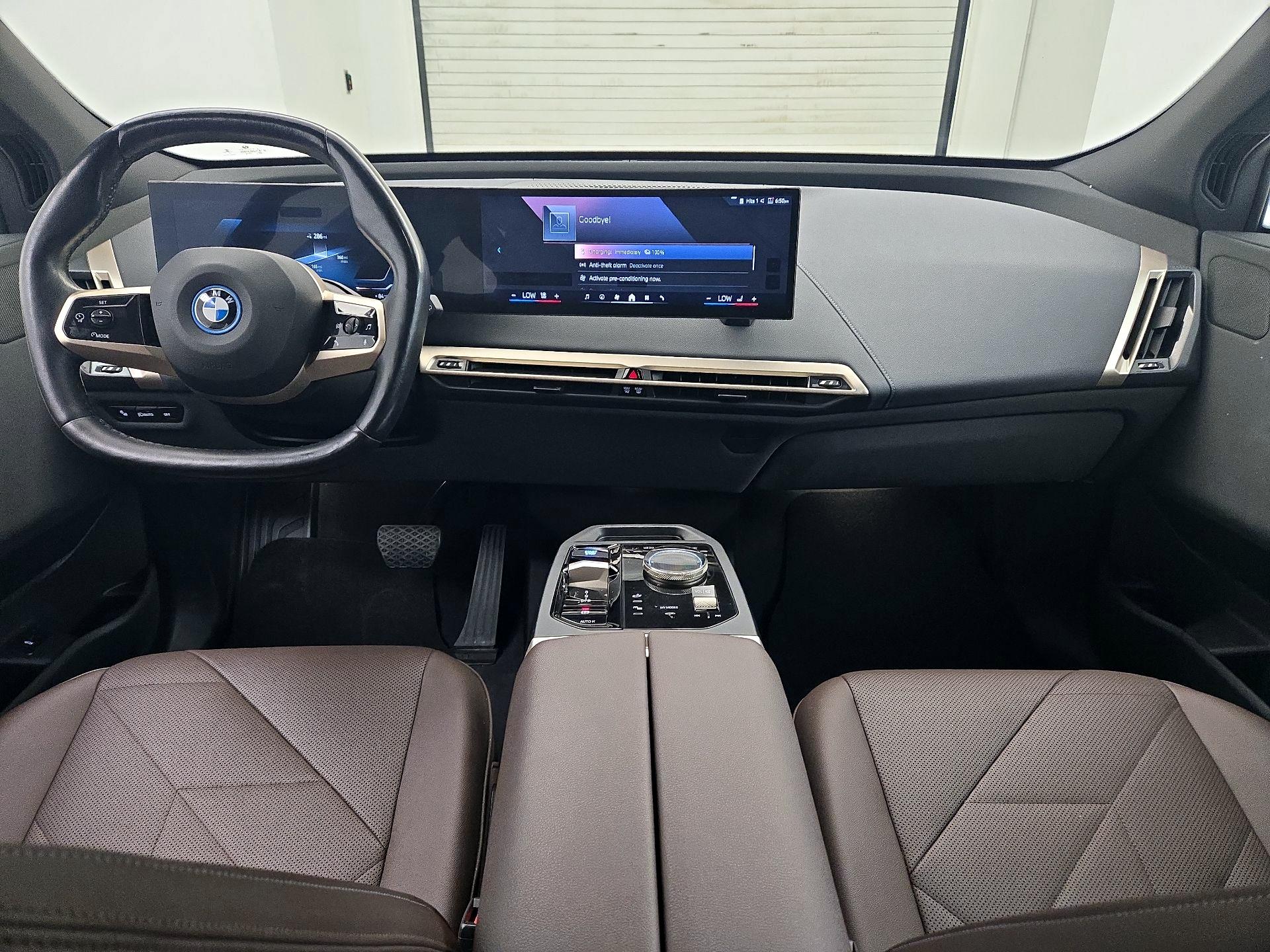 Thumbnail: 2024 BMW iX - 9