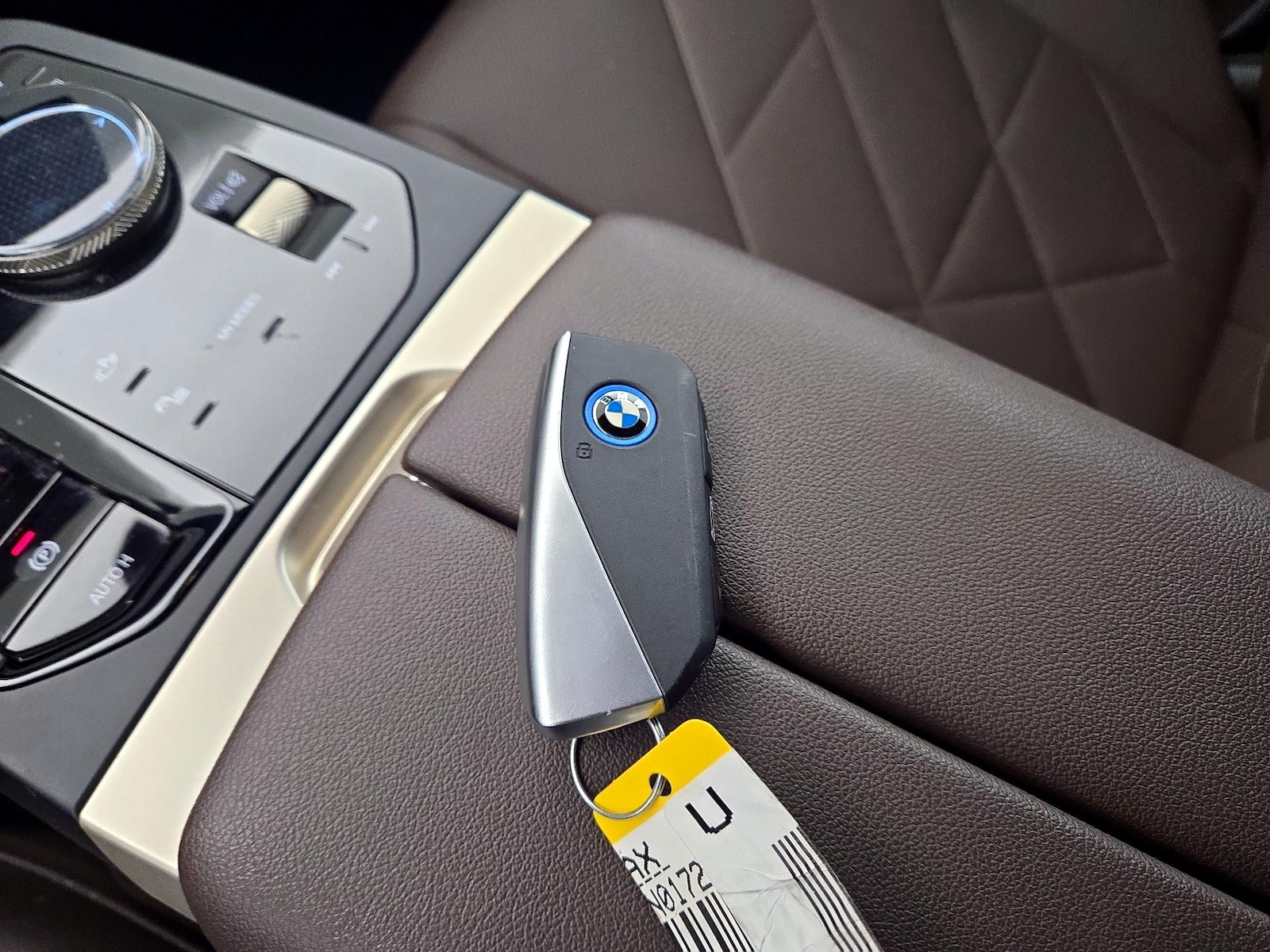 2024 BMW iX XDrive50i, photo 25