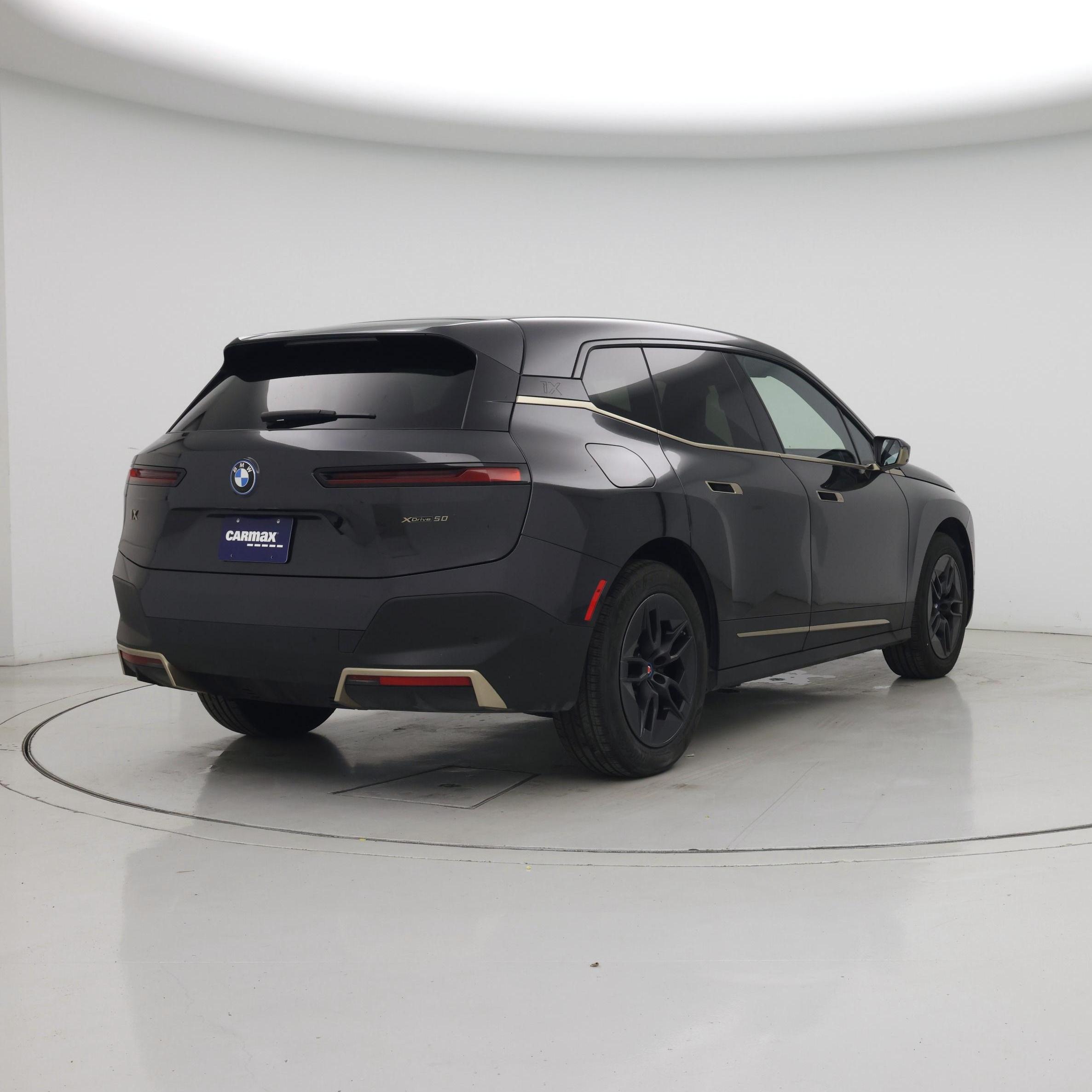 Thumbnail: 2024 BMW iX - 8