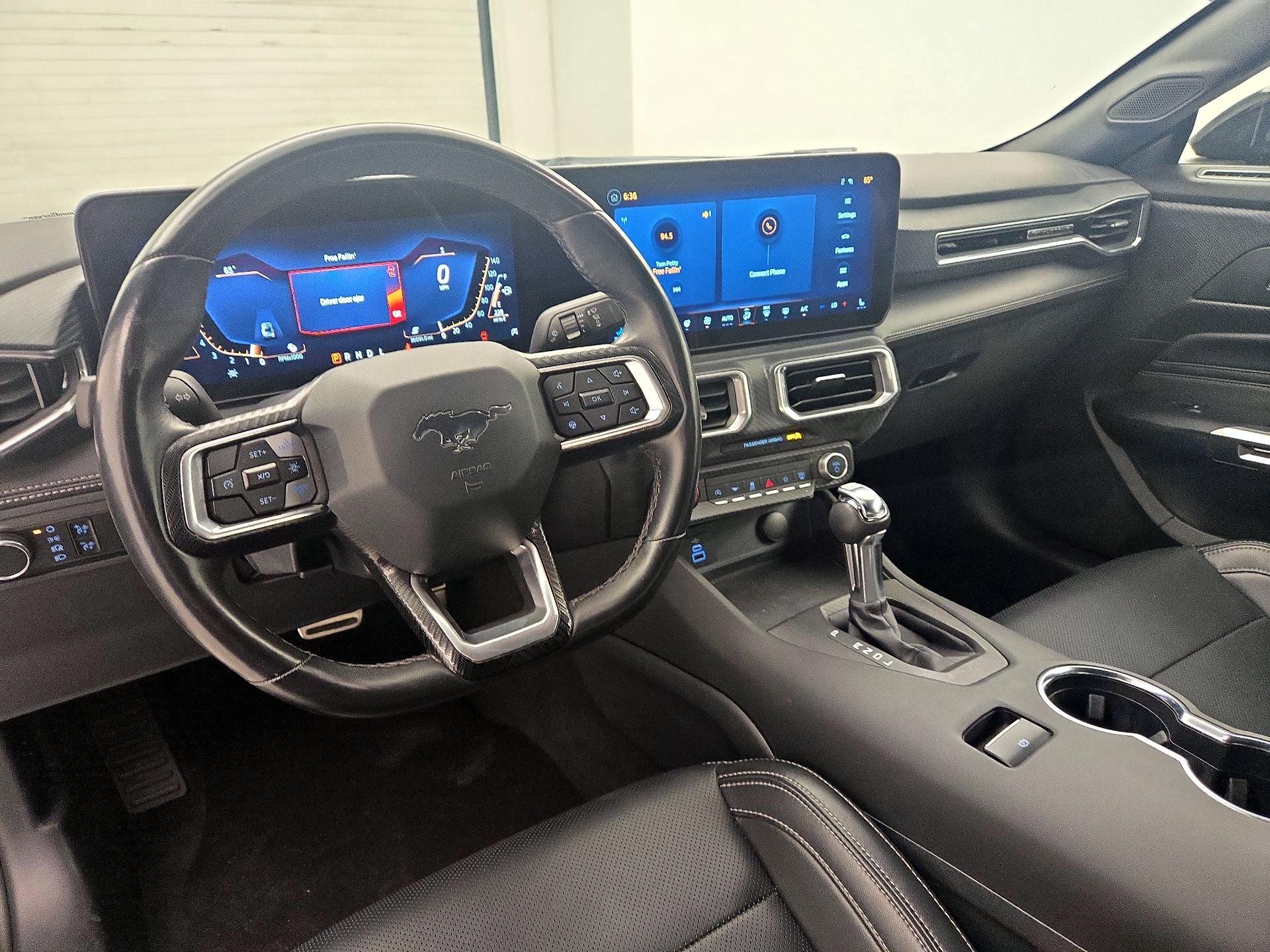 Thumbnail: 2025 Ford Mustang - 9