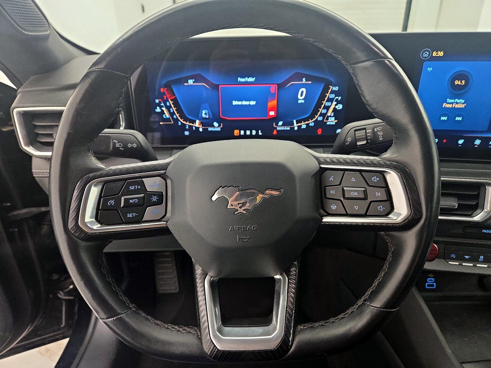 Thumbnail: 2025 Ford Mustang - 10