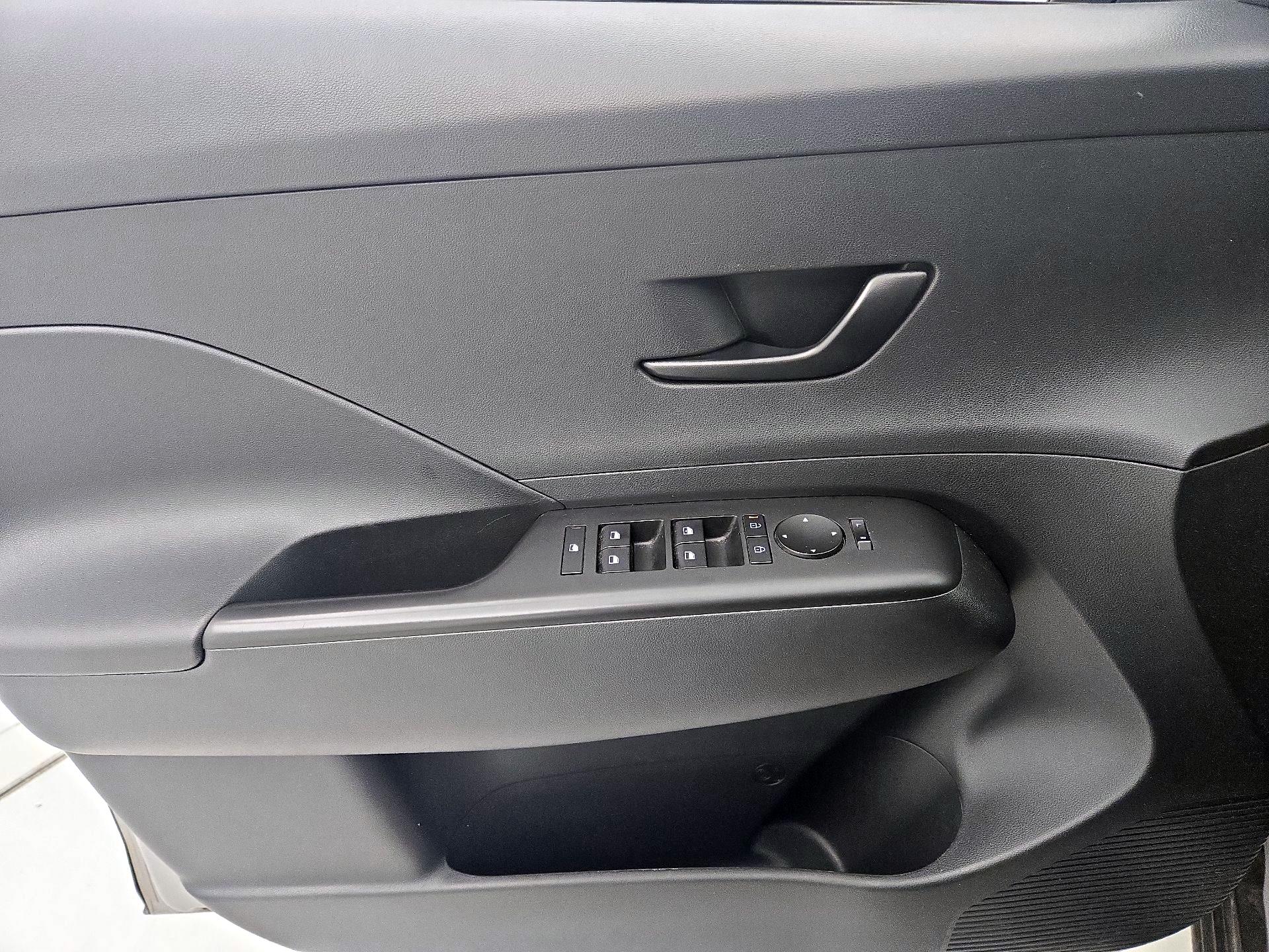 Thumbnail: 2025 Hyundai Kona - 12